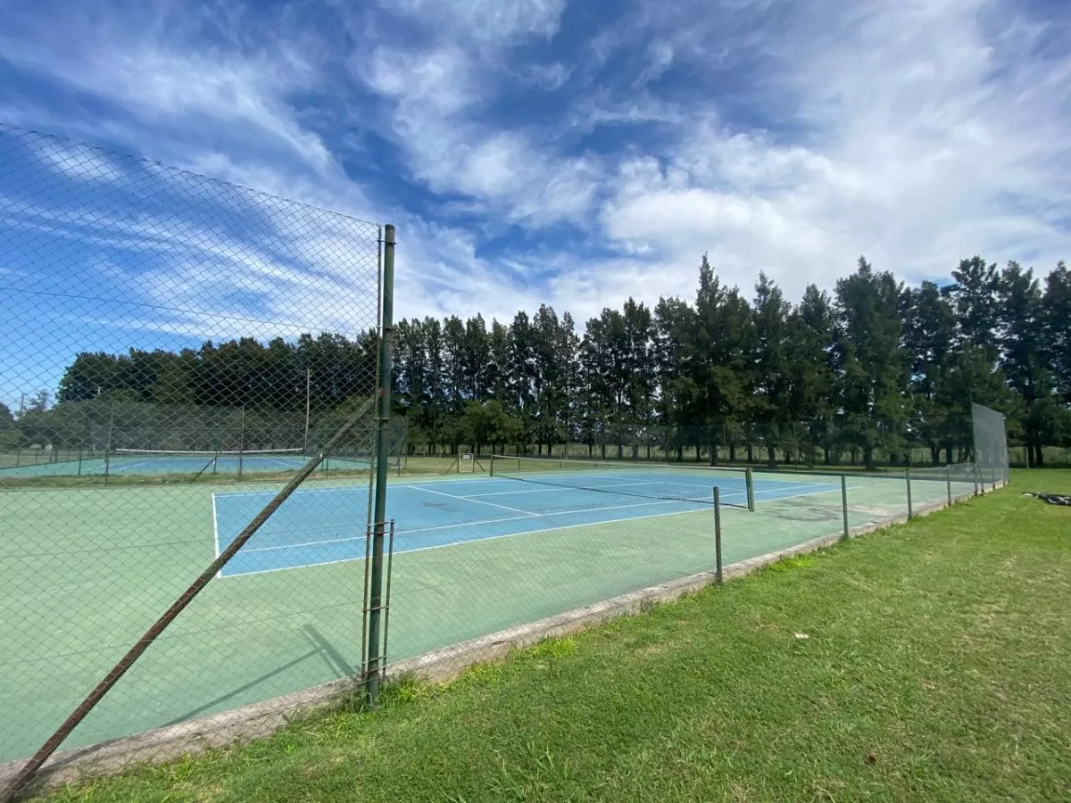 Lote en Marcos Paz Club de 
