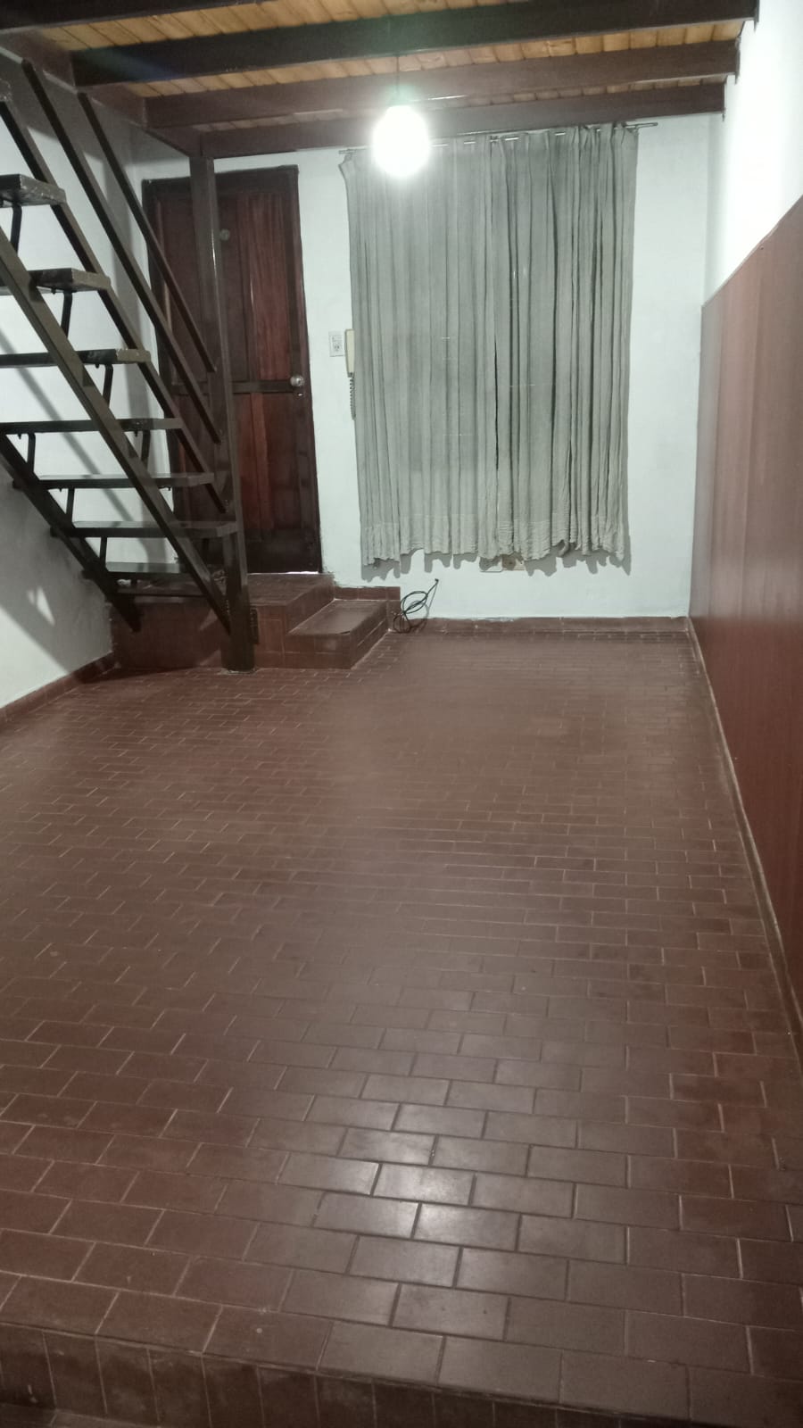 Dúplex de 2 1/2 ambientes en San Justo