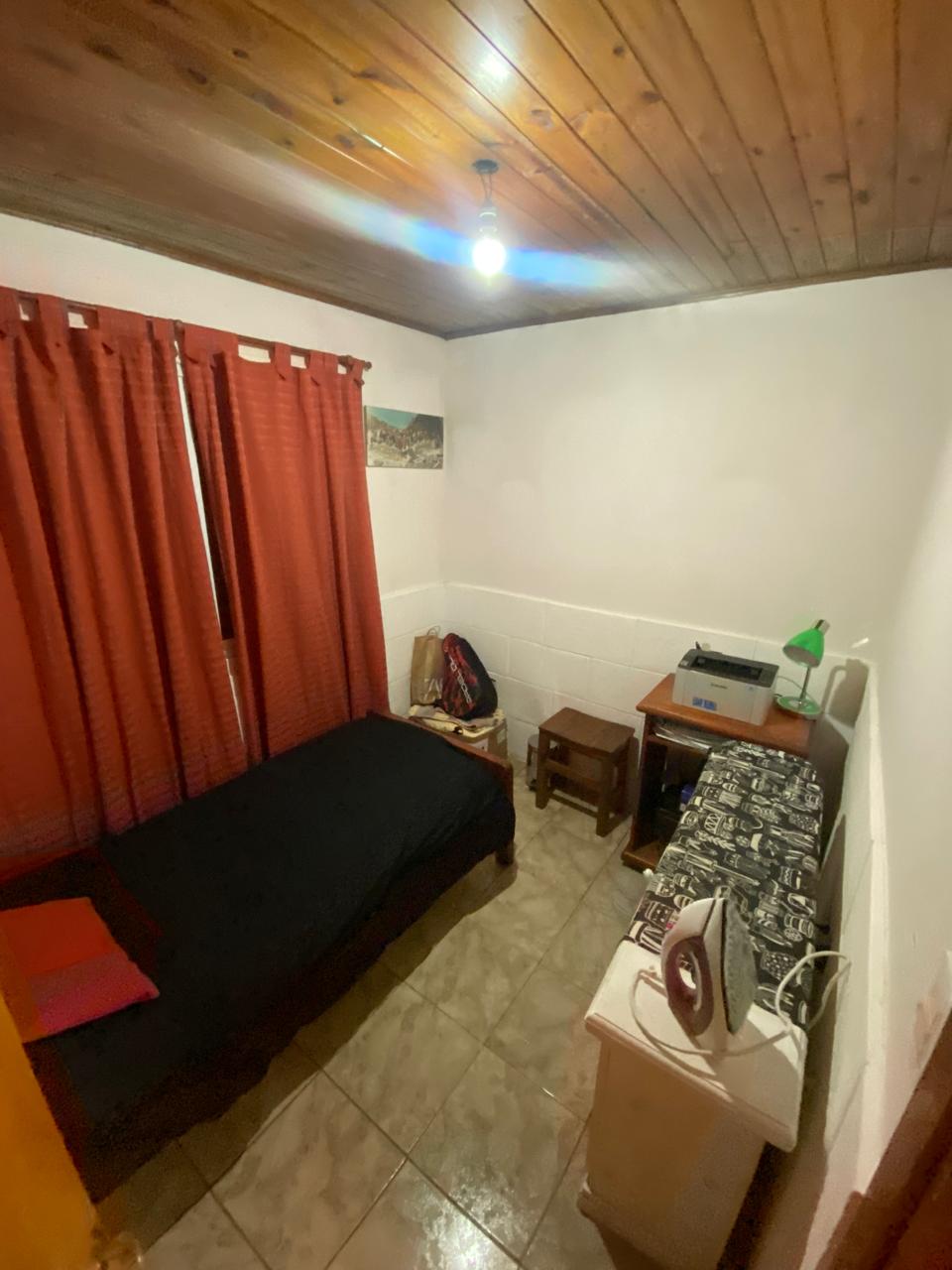 Casa con departamento en Cañuelas barrio La union