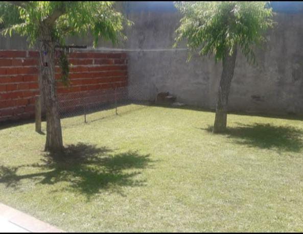Casa en Cañuelas en barrio Peluffo