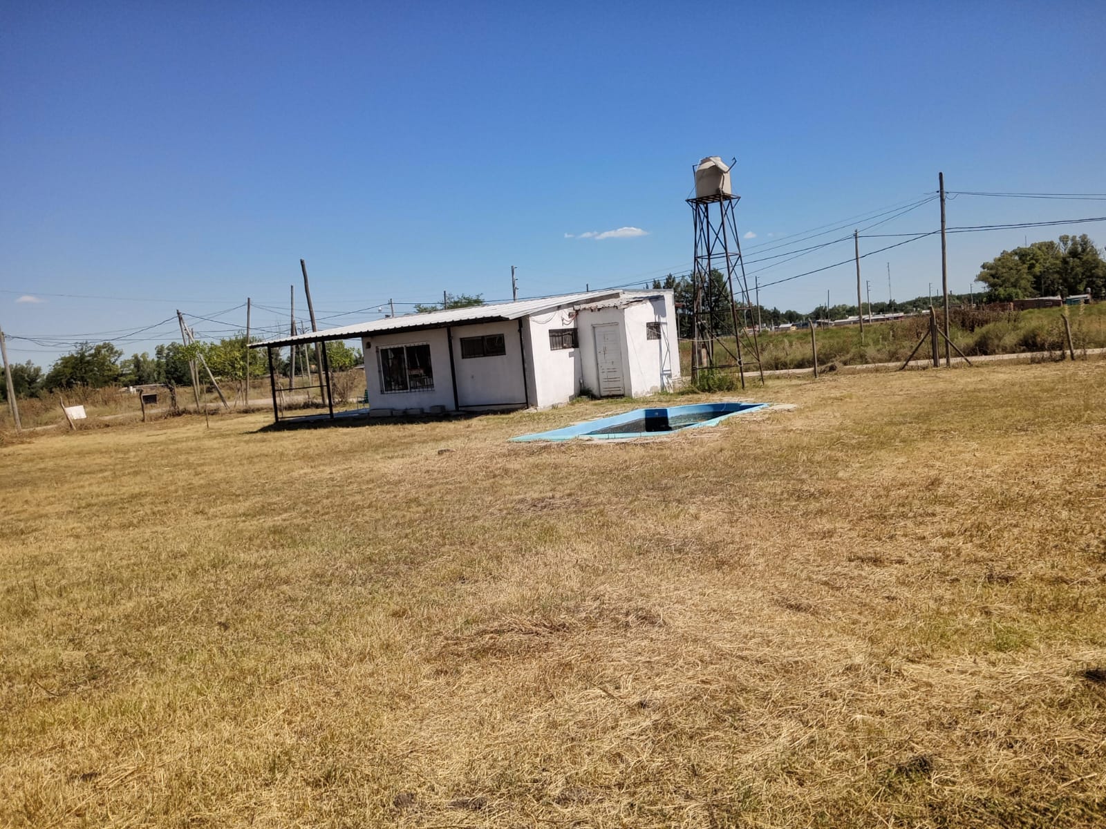 CASA EN BARRIO "LOS CAMPITOS" LEVENE