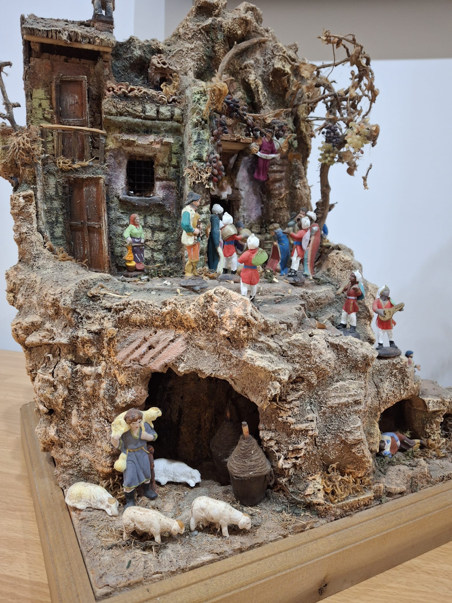 Presepe Napoletano - Natività nel Borgo Antico