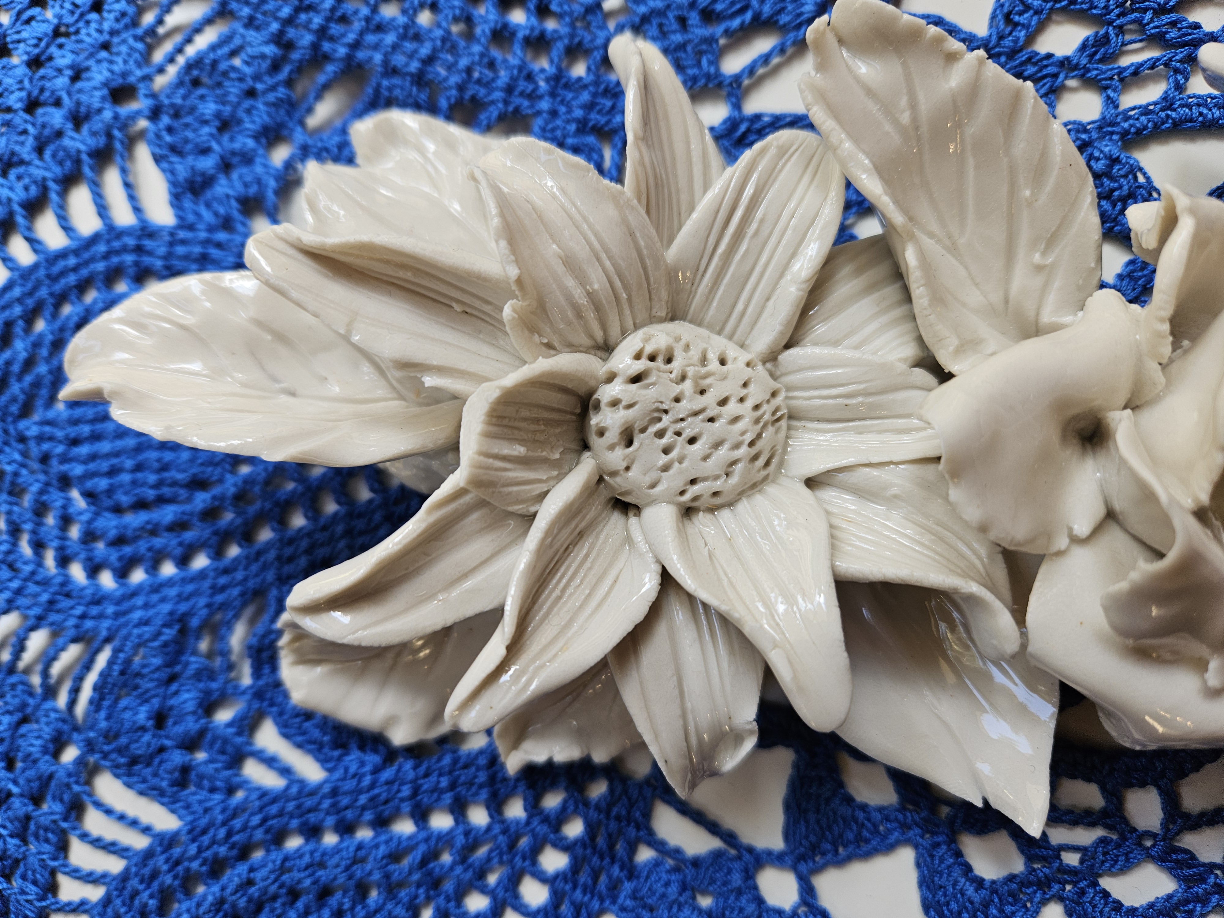 Eleganza Floreale in Porcellana