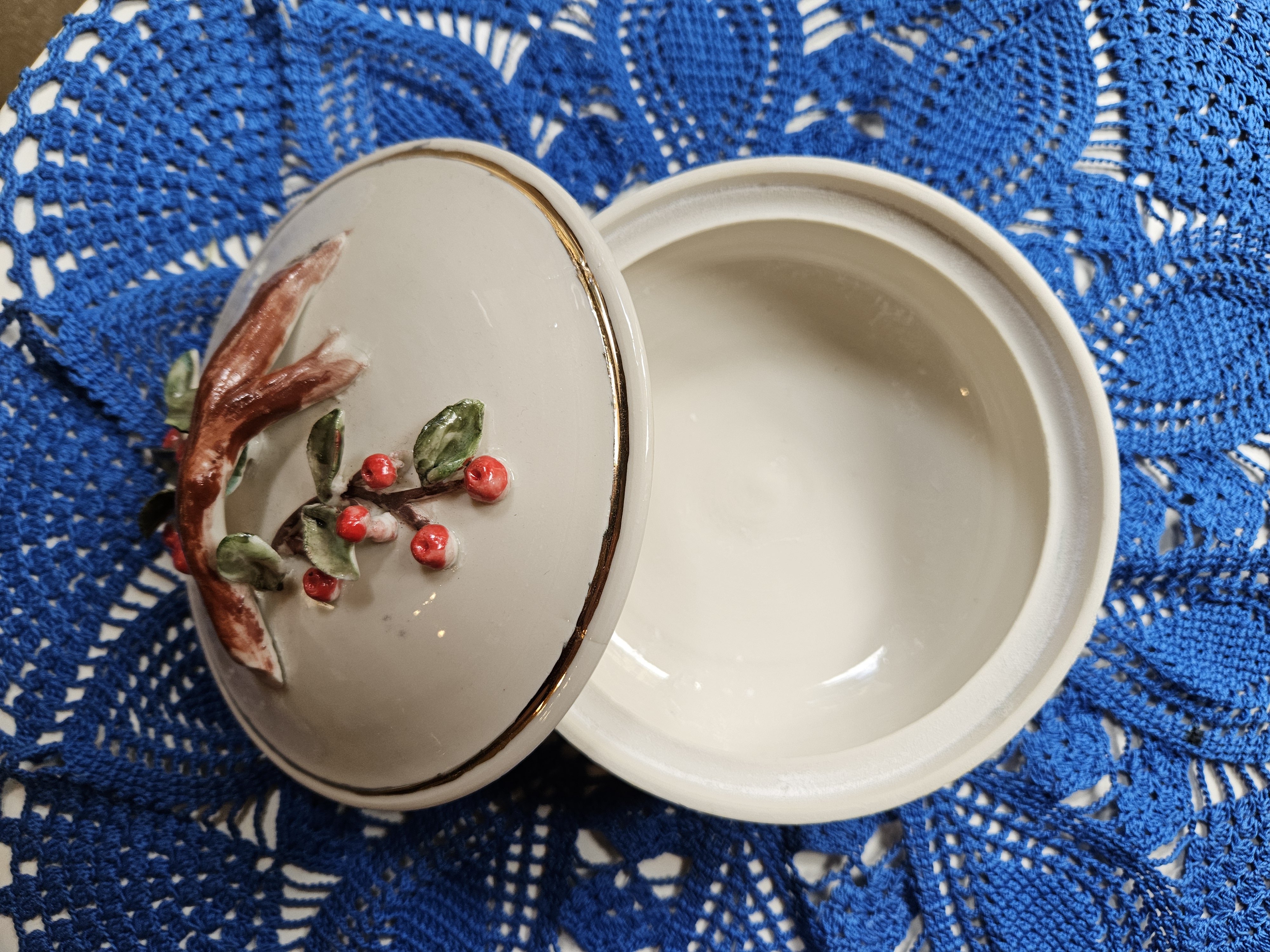 Contenitore in Porcellana con Decoro Naturale