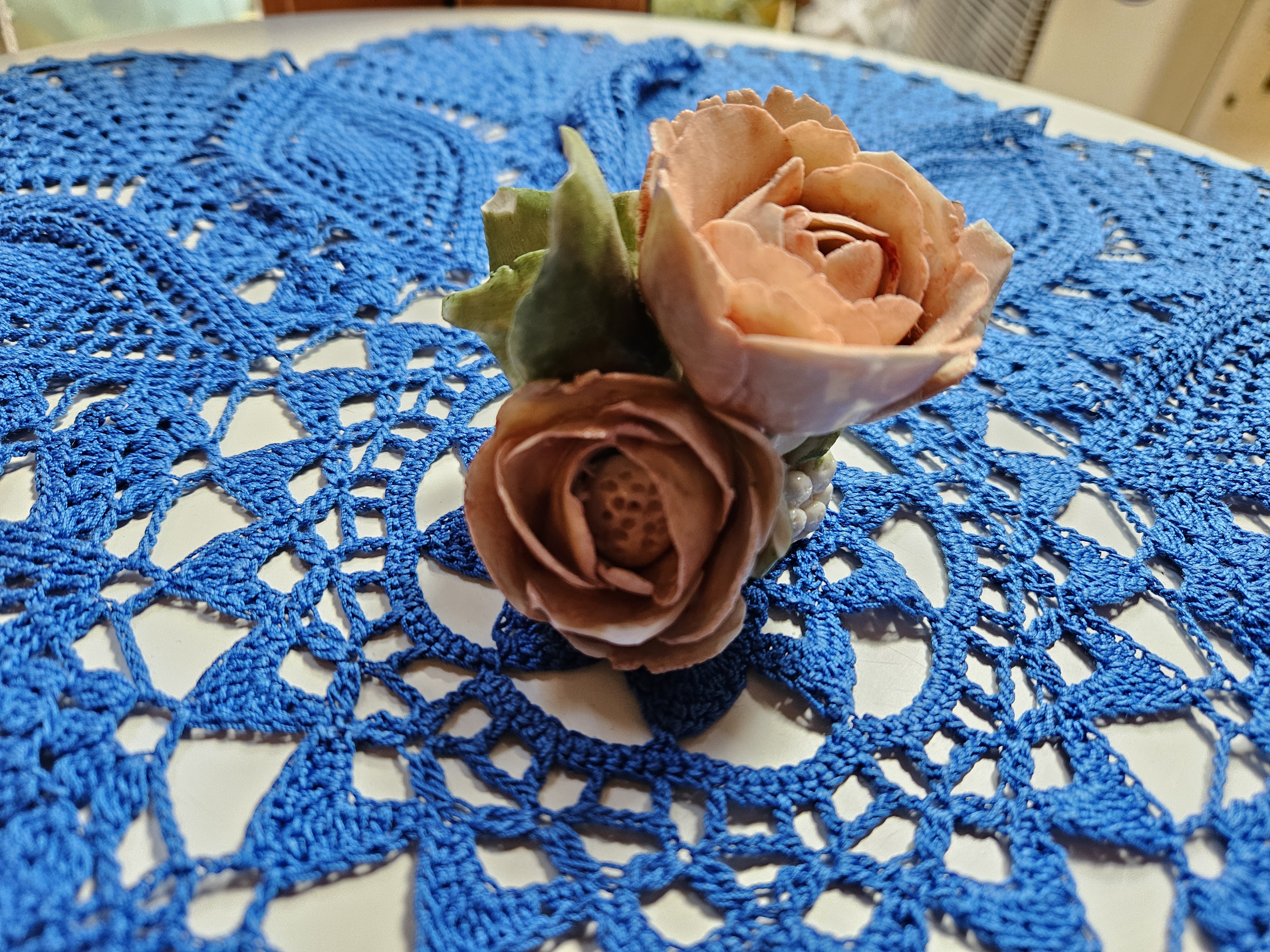 Coppia di Rose Artigianali in Porcellana