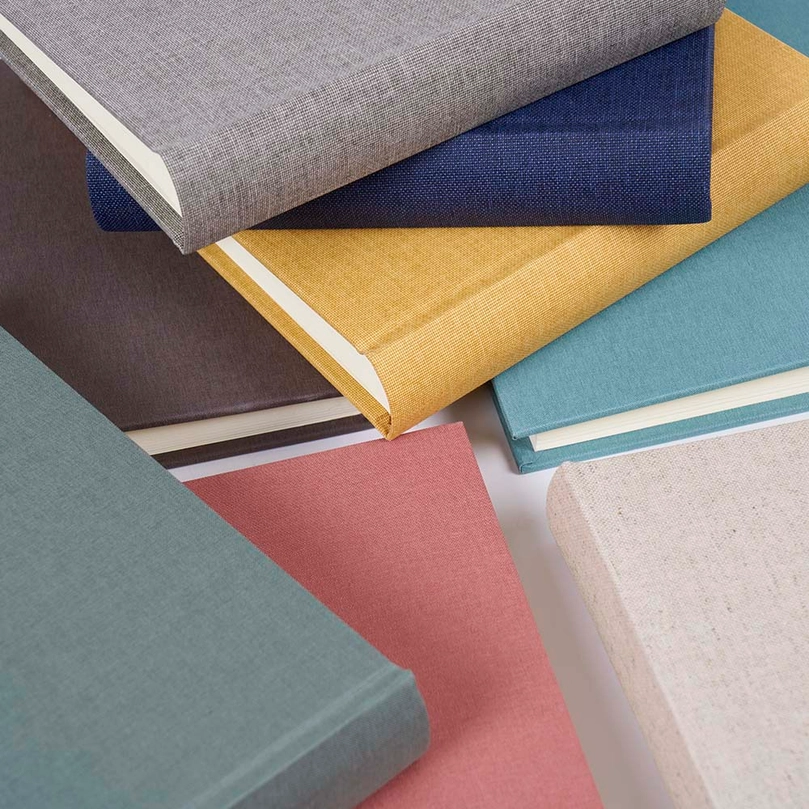 Album photo intérieur carré en ivoire 35 x 35