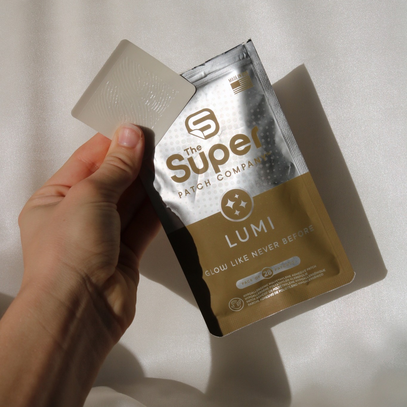 Lumi SuperPatch – Natural Support for Healthy, Radiant-Looking Skin