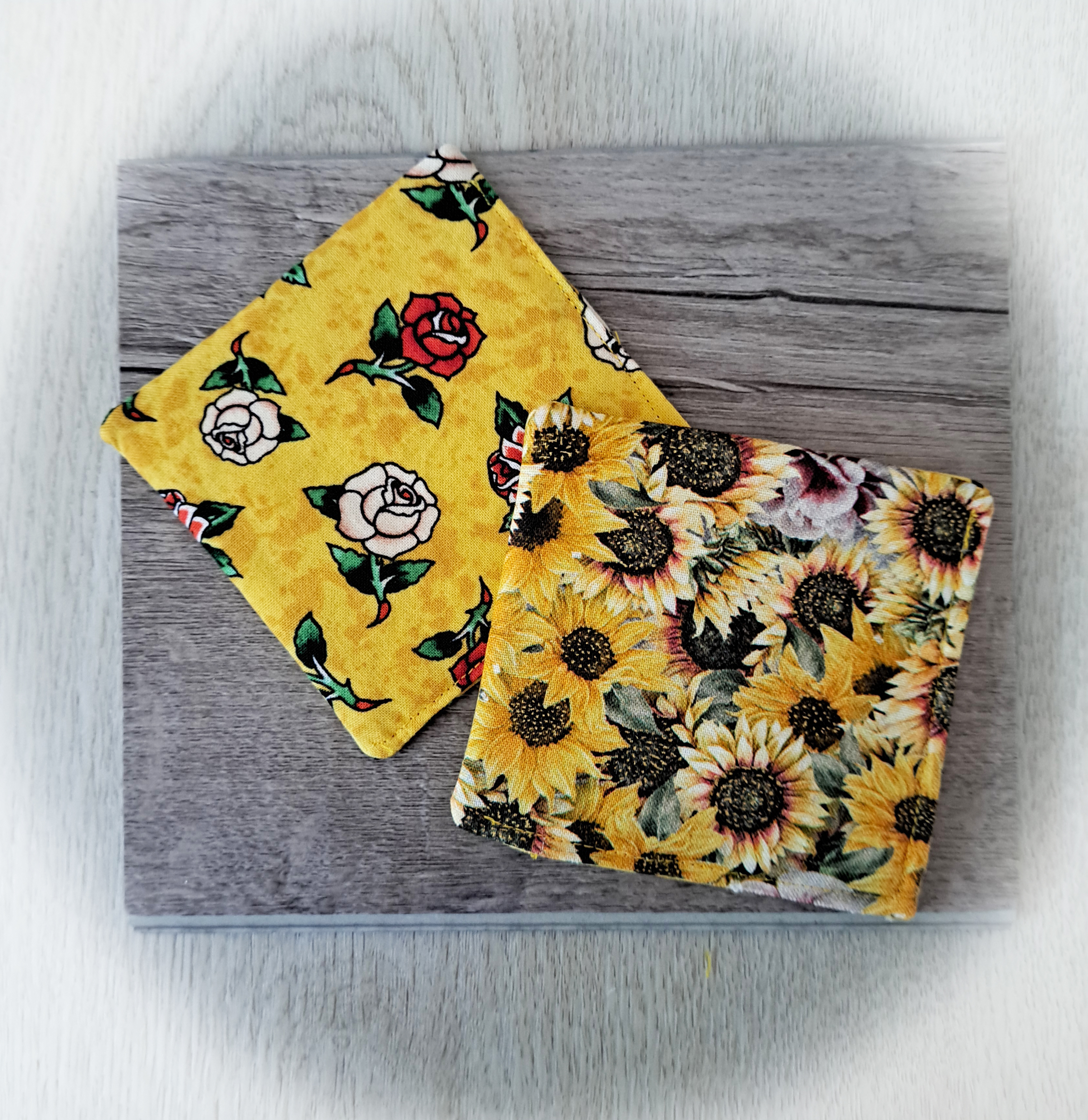 Handmade Fabric Corner Bookmark - Sunflower or Bee Fabric 