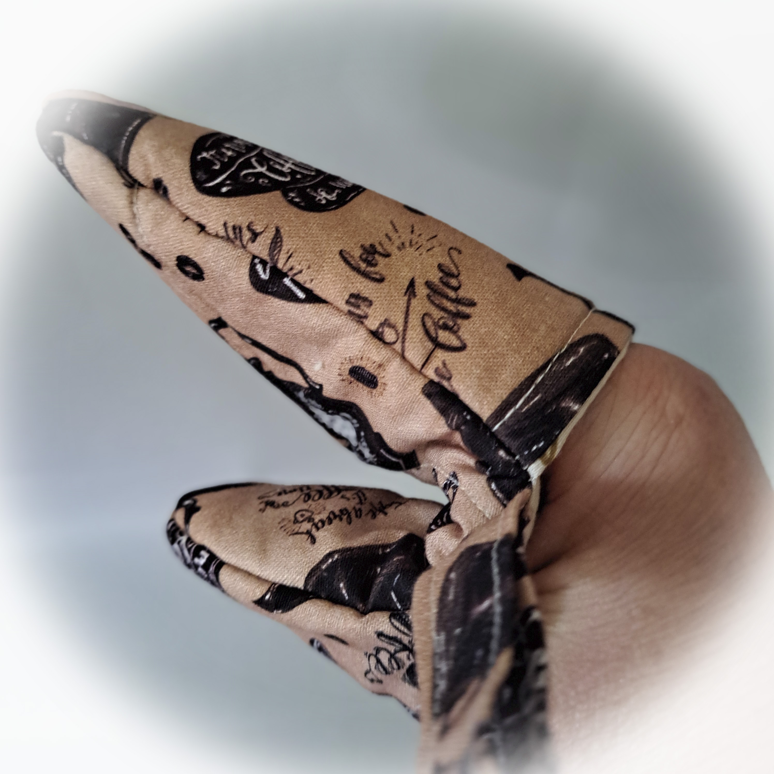 Handmade Coffee-themed Mini Oven Mitt/Finger Oven Mitt