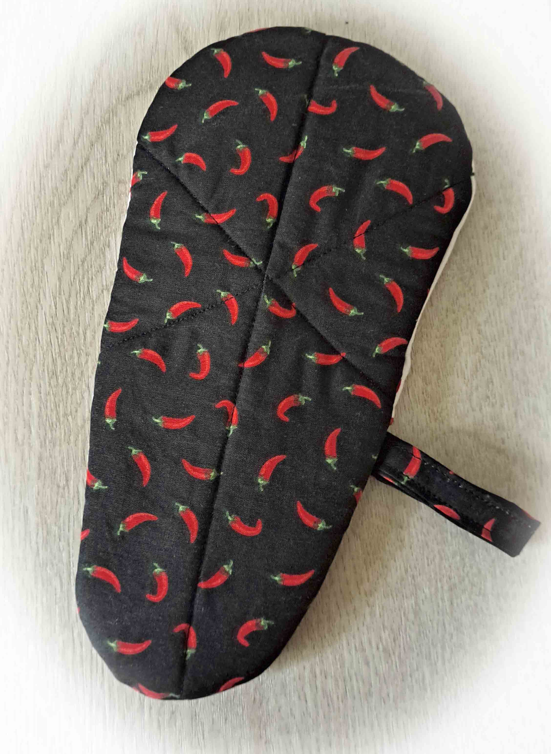 Handmade Chili Pepper Design Mini Oven Mitt/Finger Oven Mitt