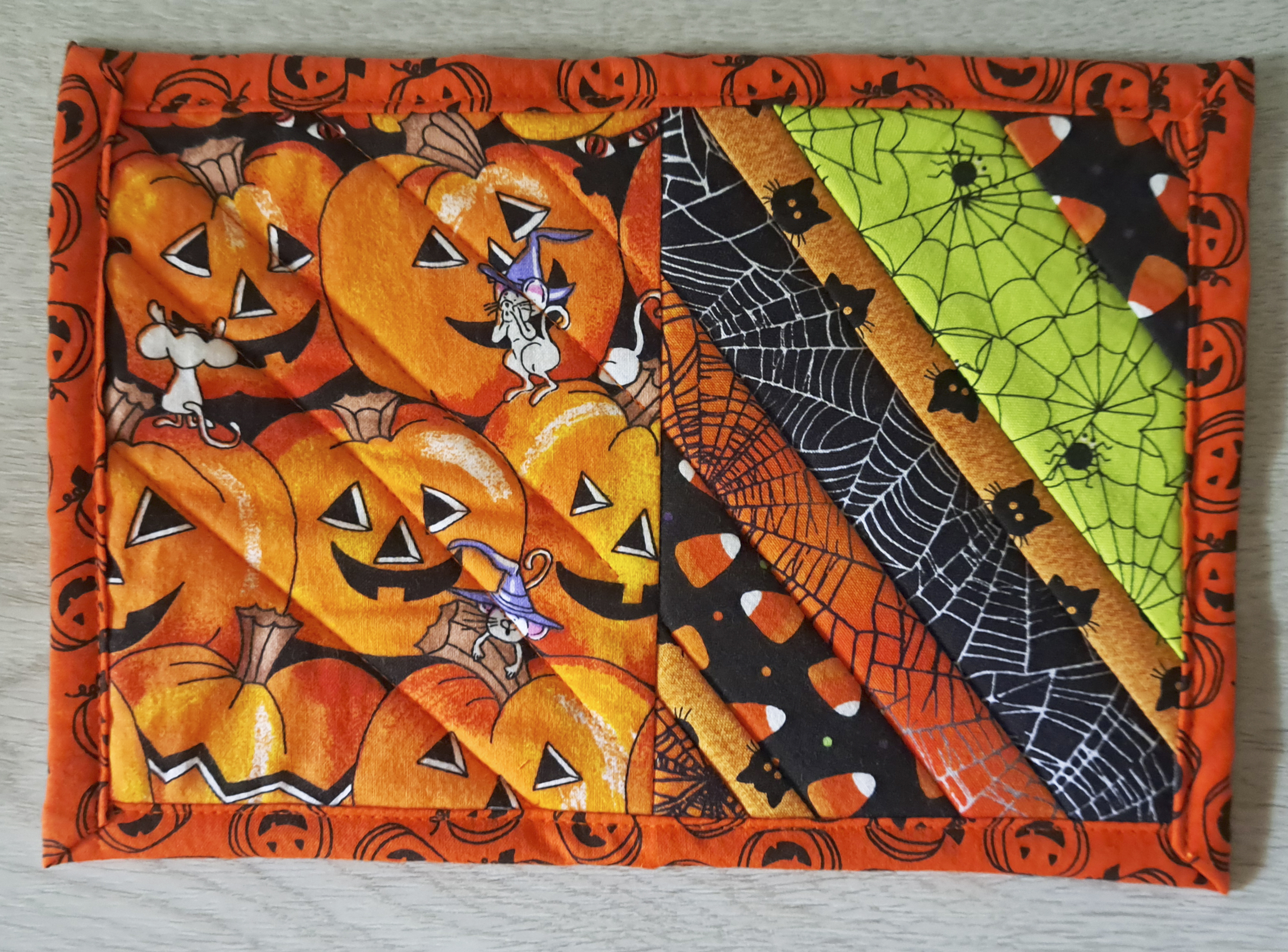 Handmade Halloween-themed Pumpkin Quilted Mug Rug - Set of 2