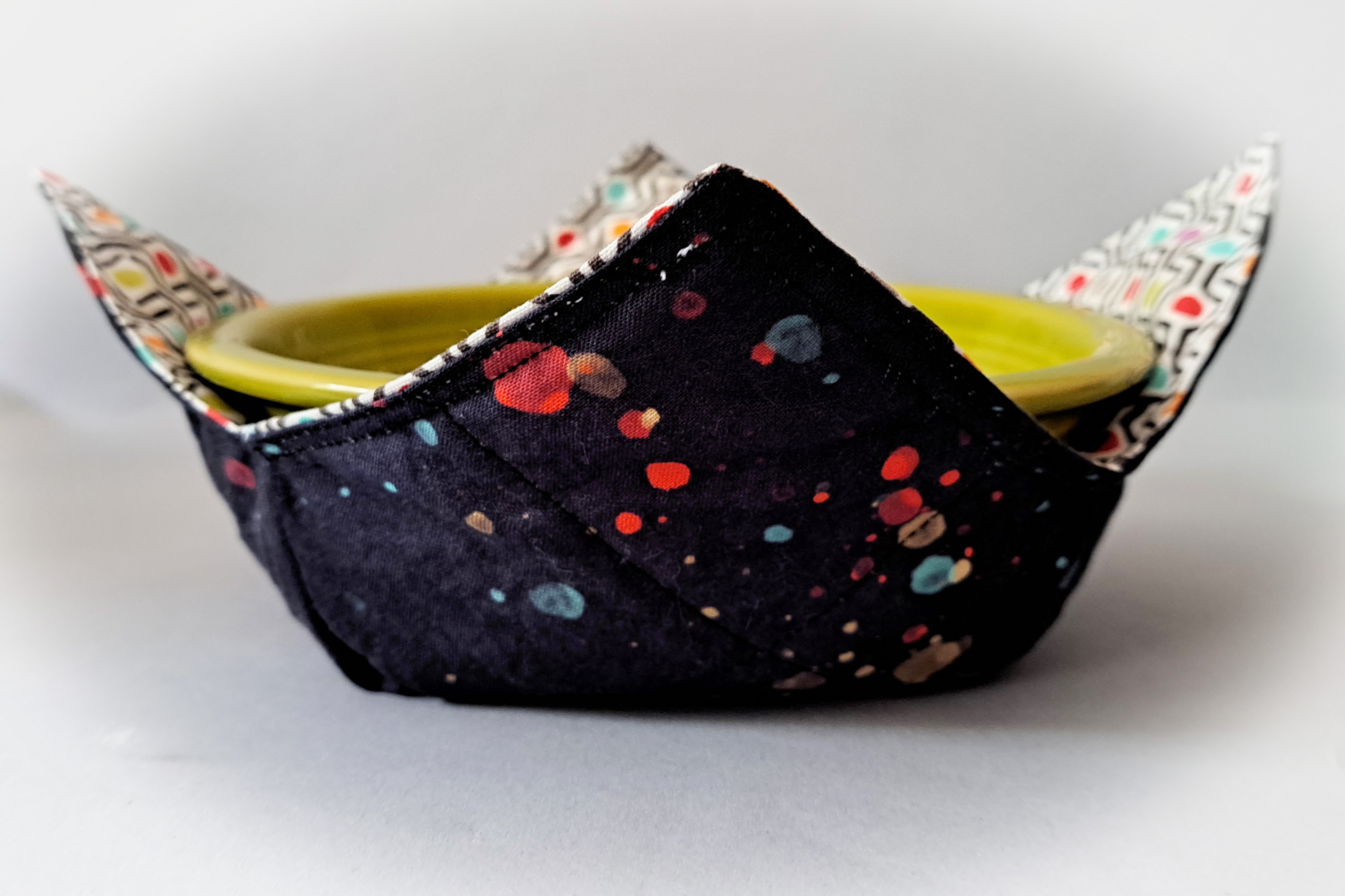Reversible Microwave Set of 2 Bowl Cozies - Blue Dots and Plaid Fabrics -  Pointed Corners Design