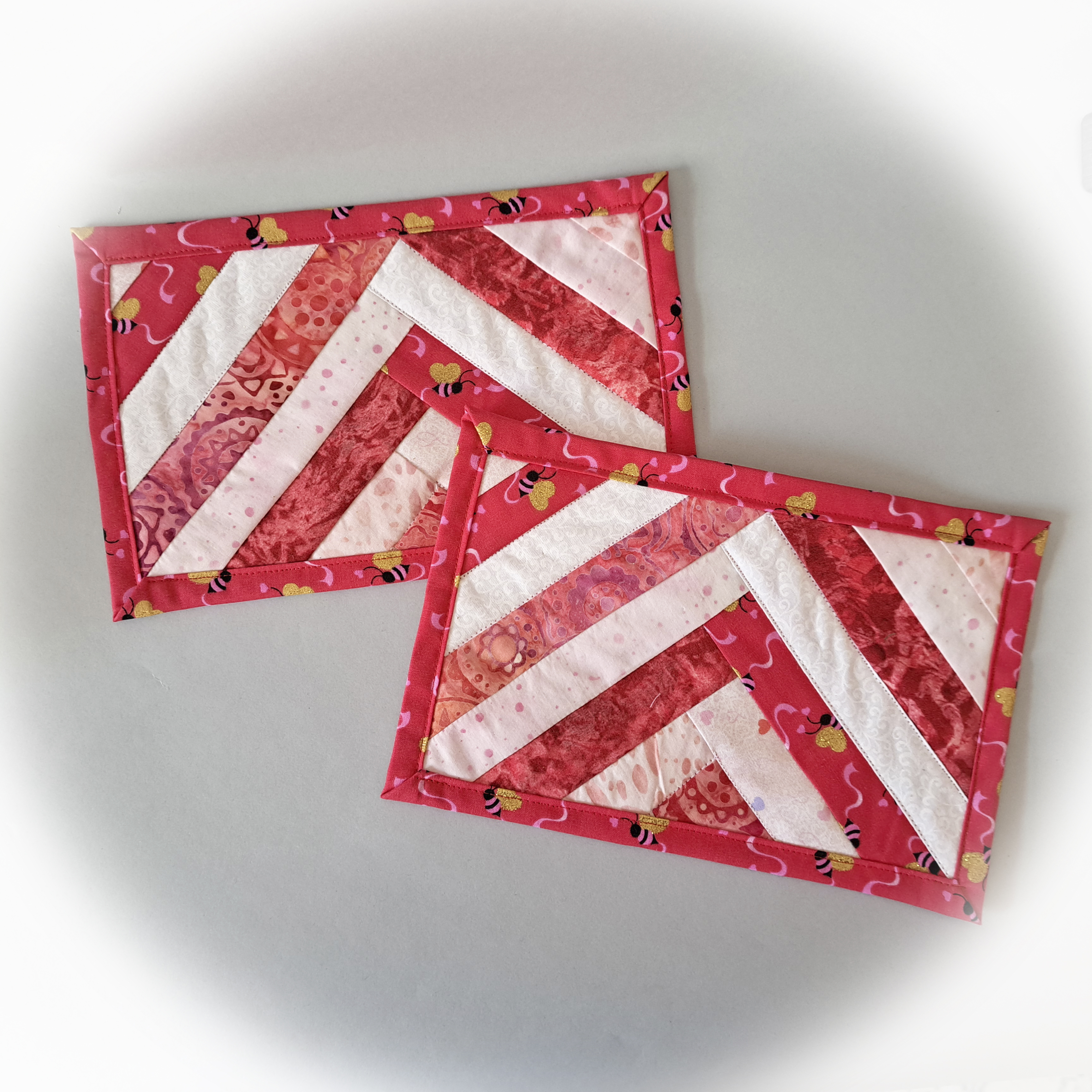 Handmade Chevron Design Quilted Mug Rugs (Bees with sparkling wings backing) - Set of 2