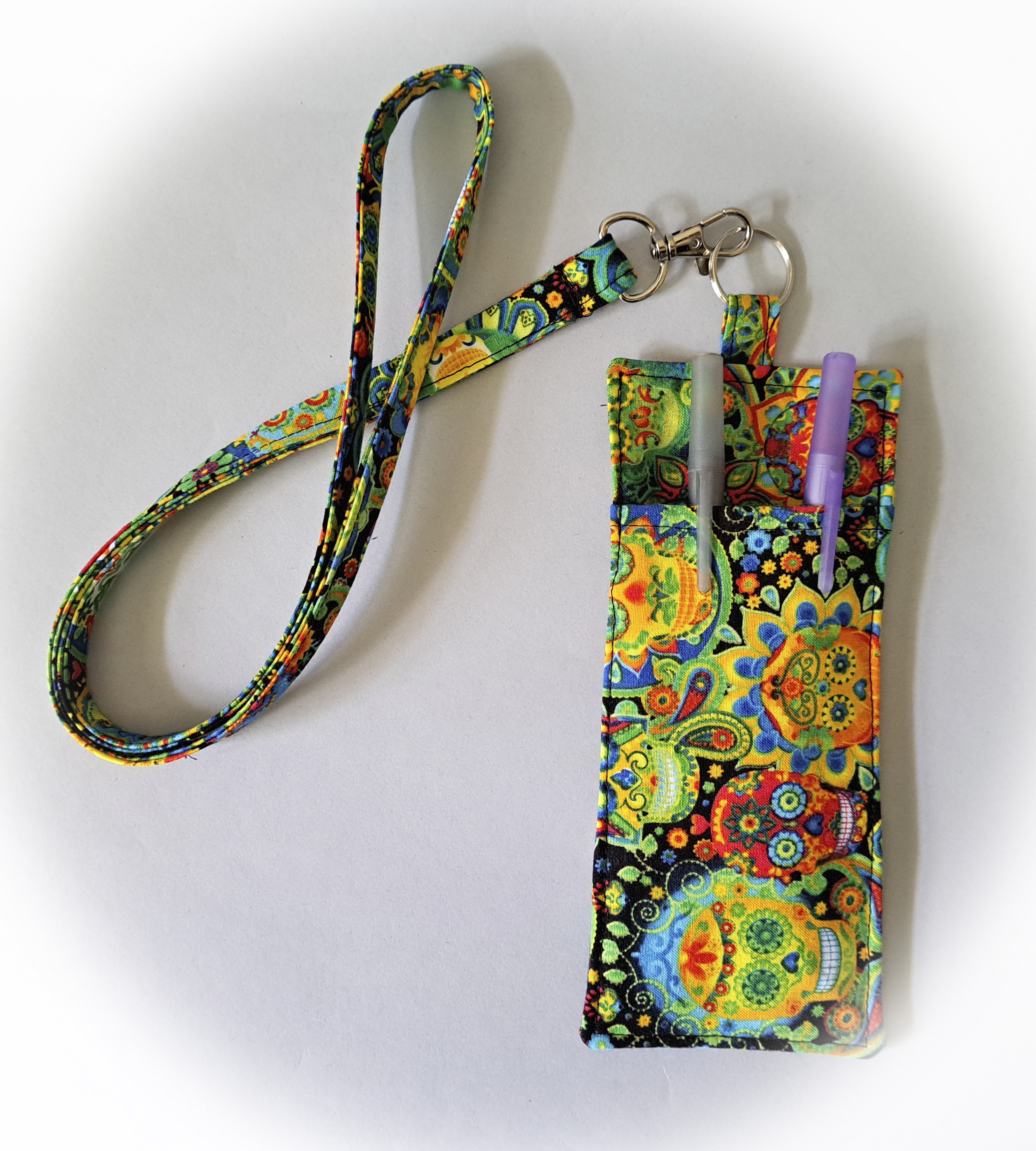 Colorful Cat Eyeglass and Pen Holder with Matching Lanyard