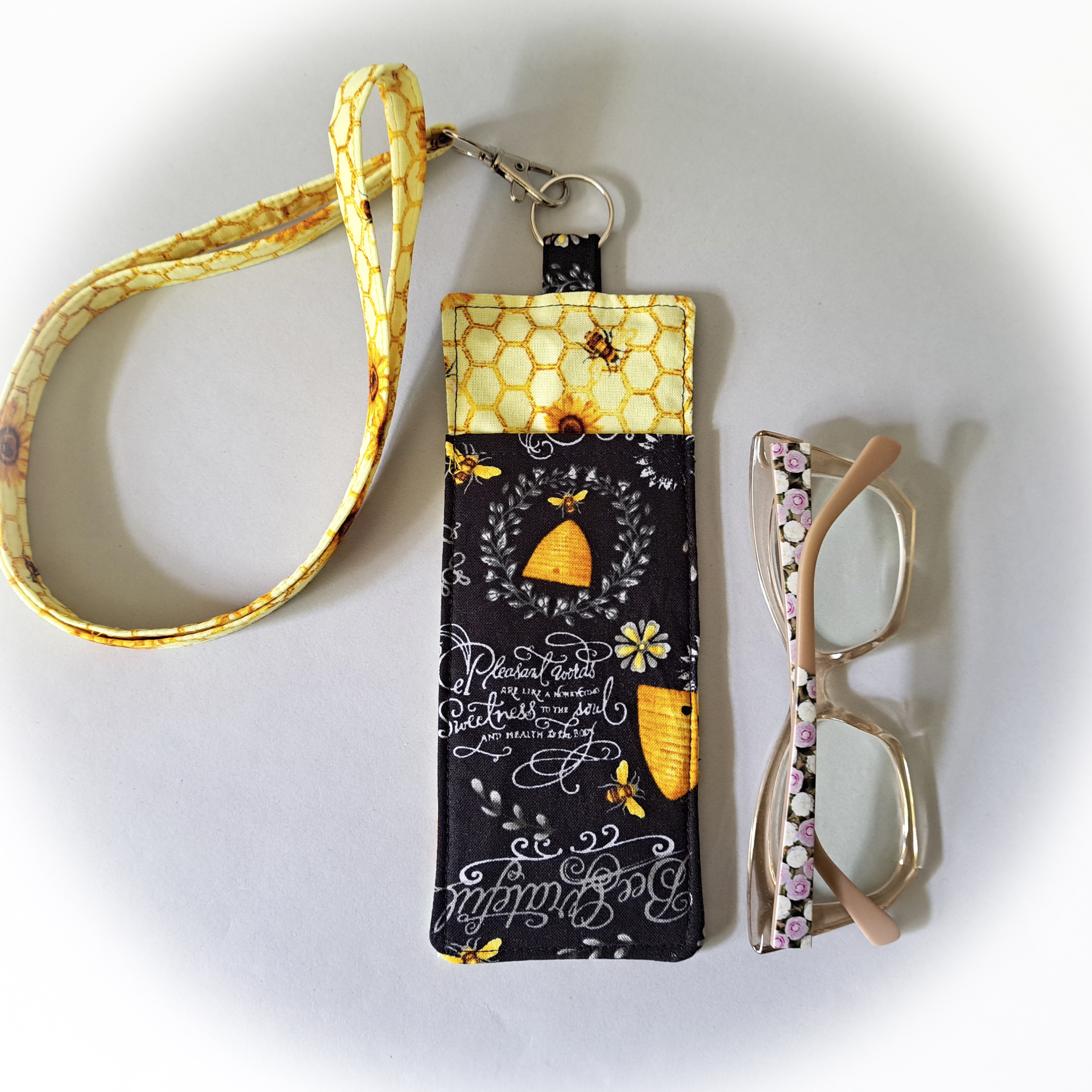Bees Eyeglass and Pen Holder with Matching Lanyard