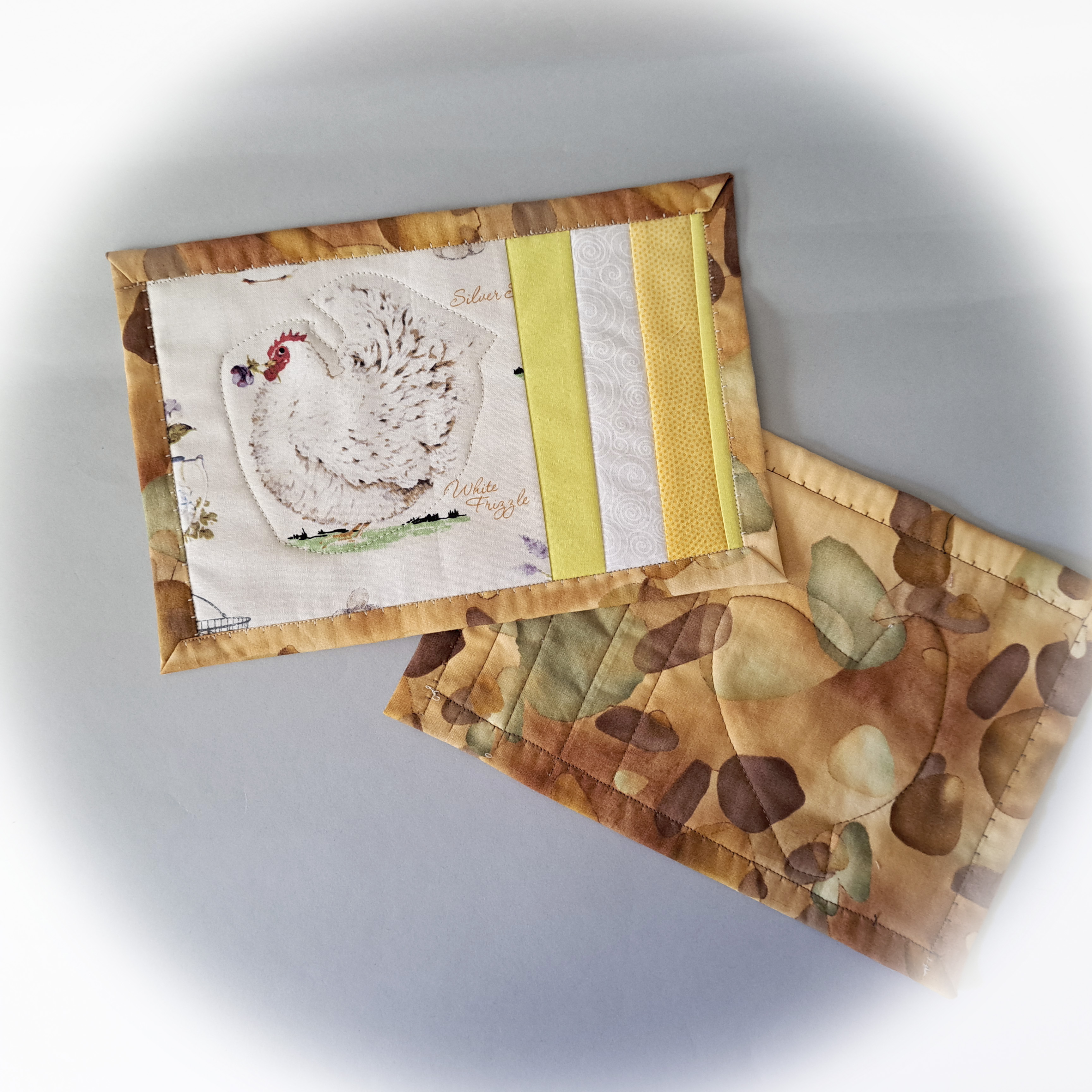 Rooster-Themed Quilted Mug Rug - Set of 2