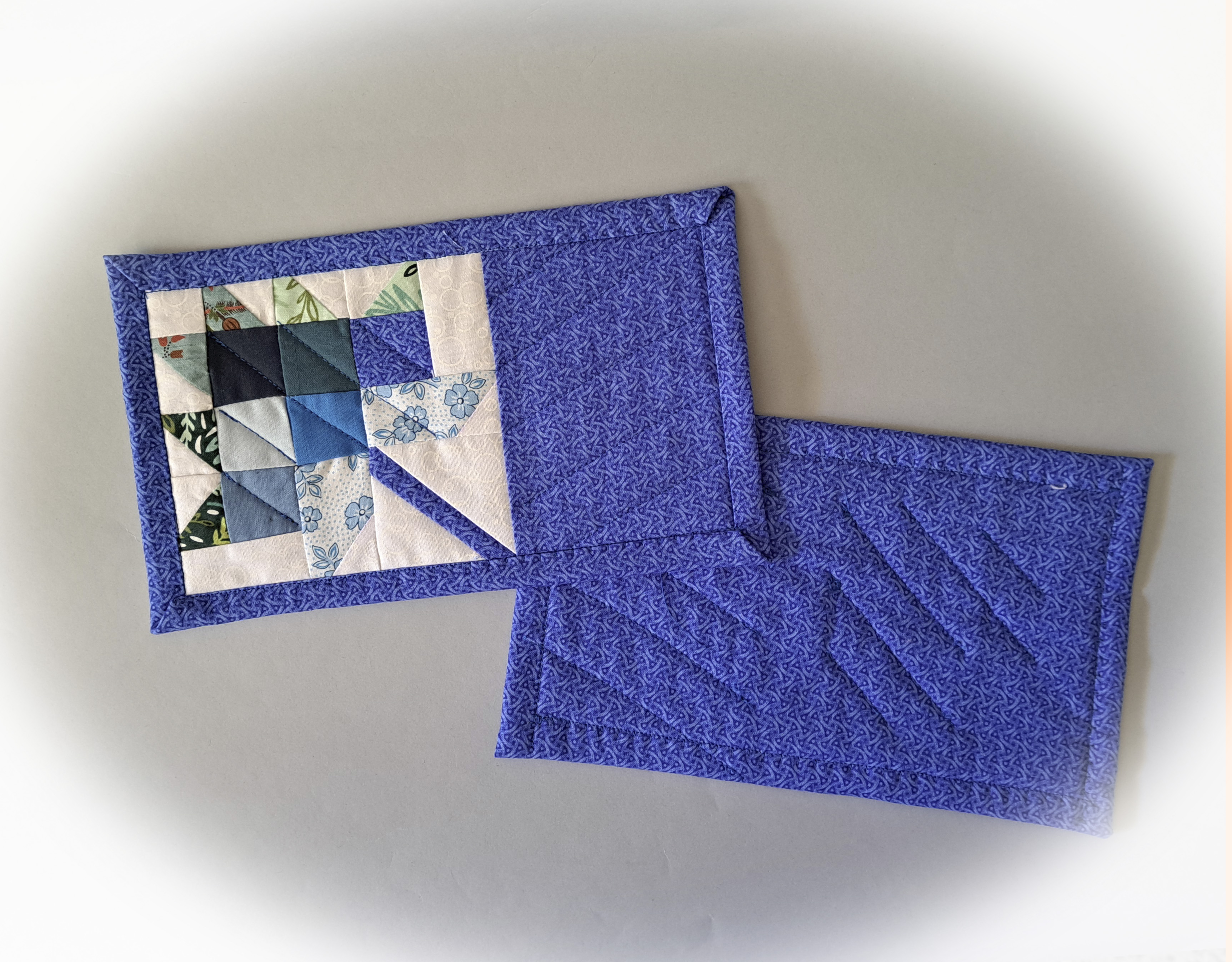 Blue Leaf Mug Rug - Set of 2
