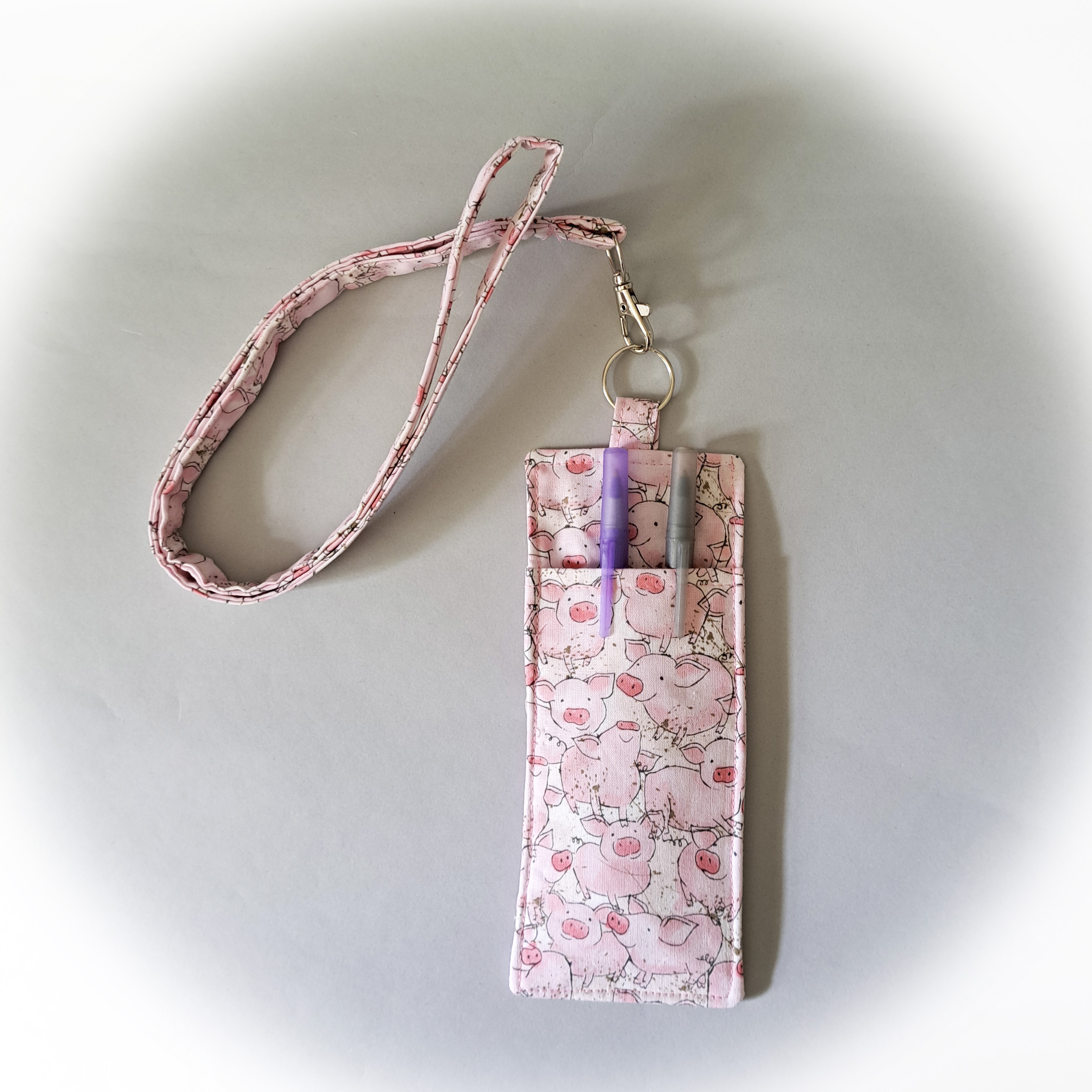 Adorable Pig Eyeglass and Pen Holder with Optional Lanyard