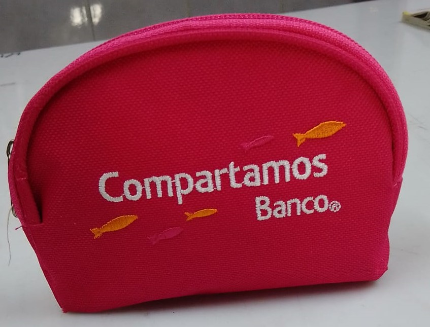 Monederos o cualquier tipo de bolsa