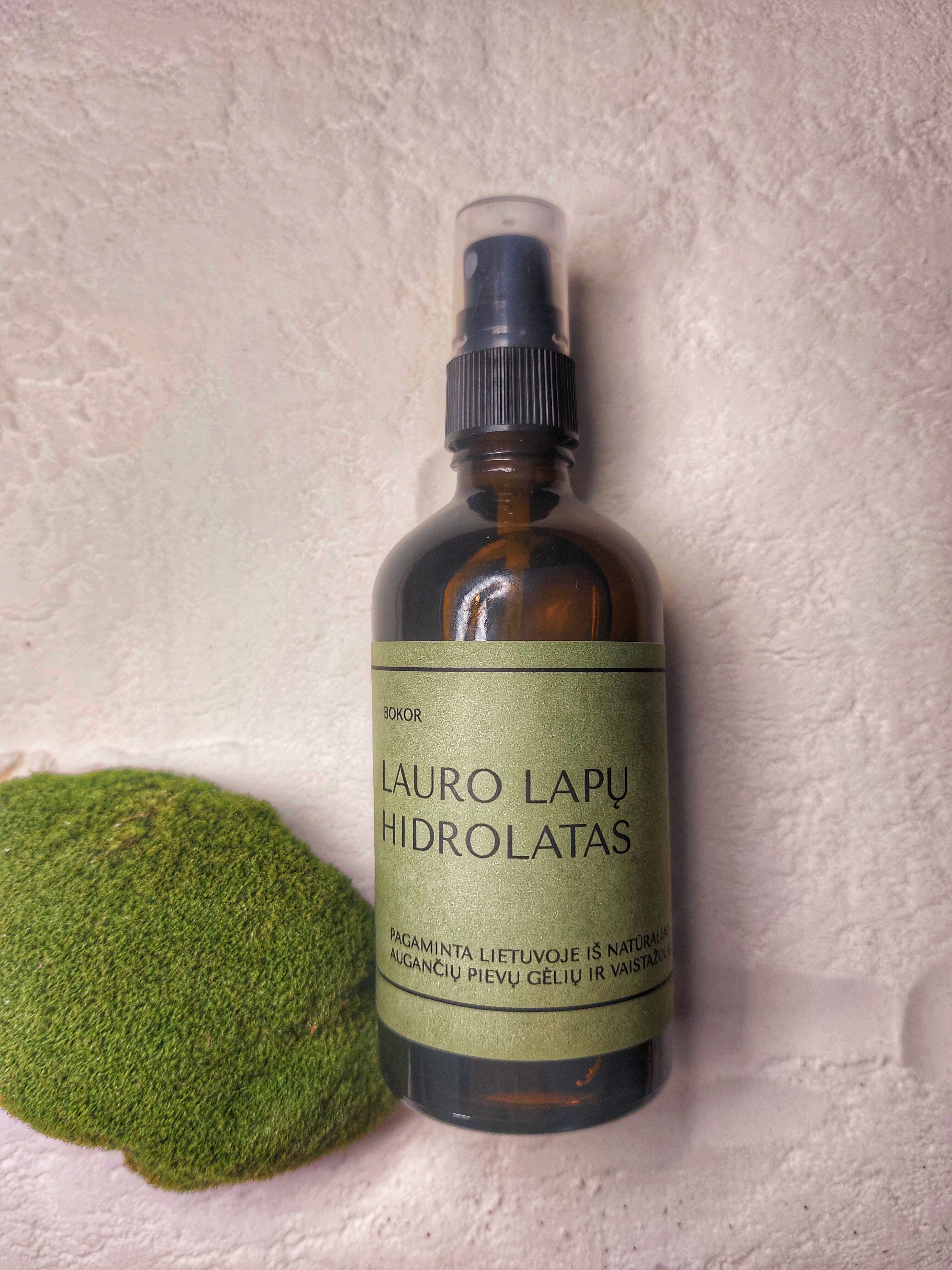 Natūralus laurų hidrolatas