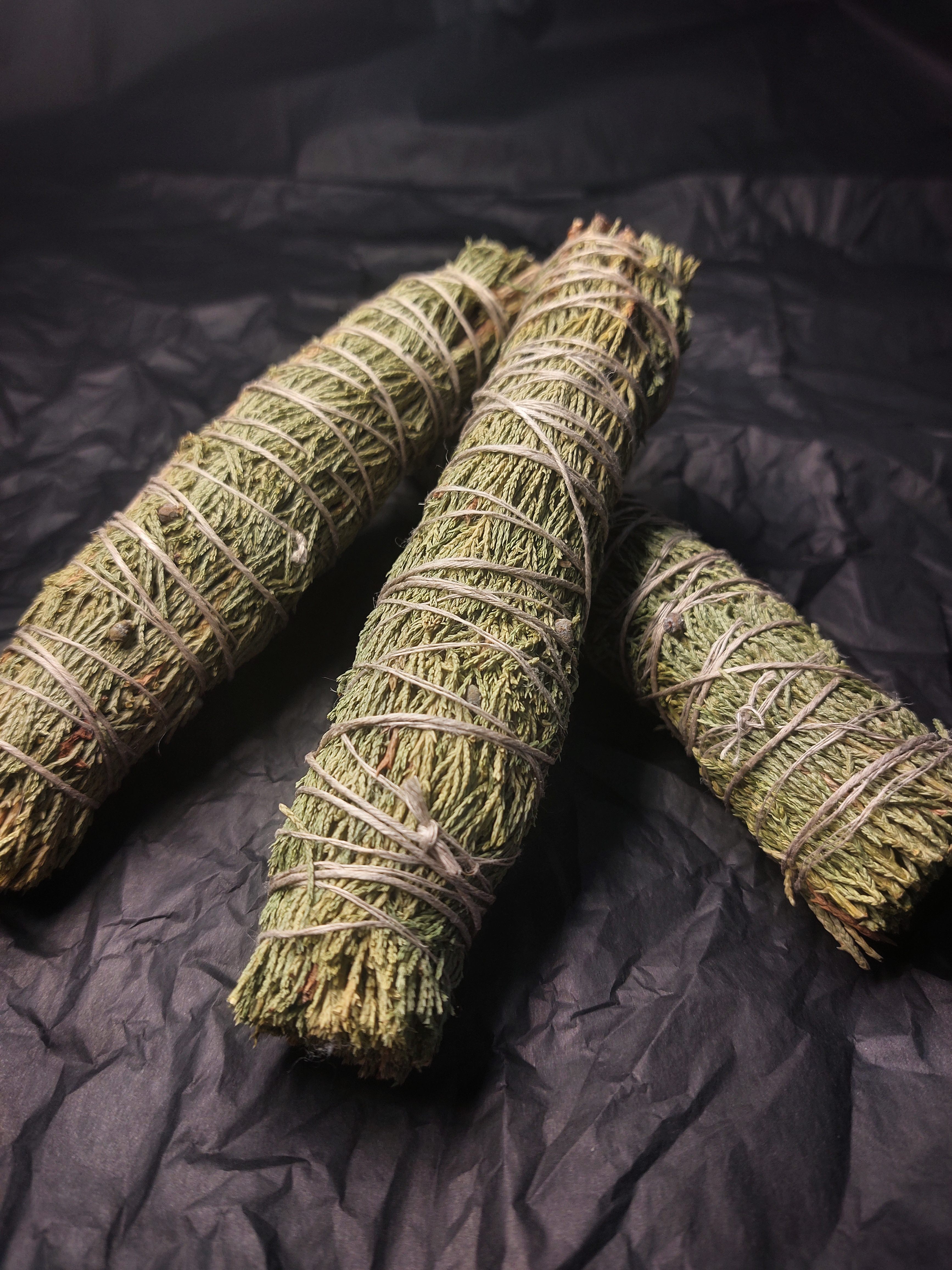 Kazokinio Kadagio - Natūralūs rankų darbo smilkalai