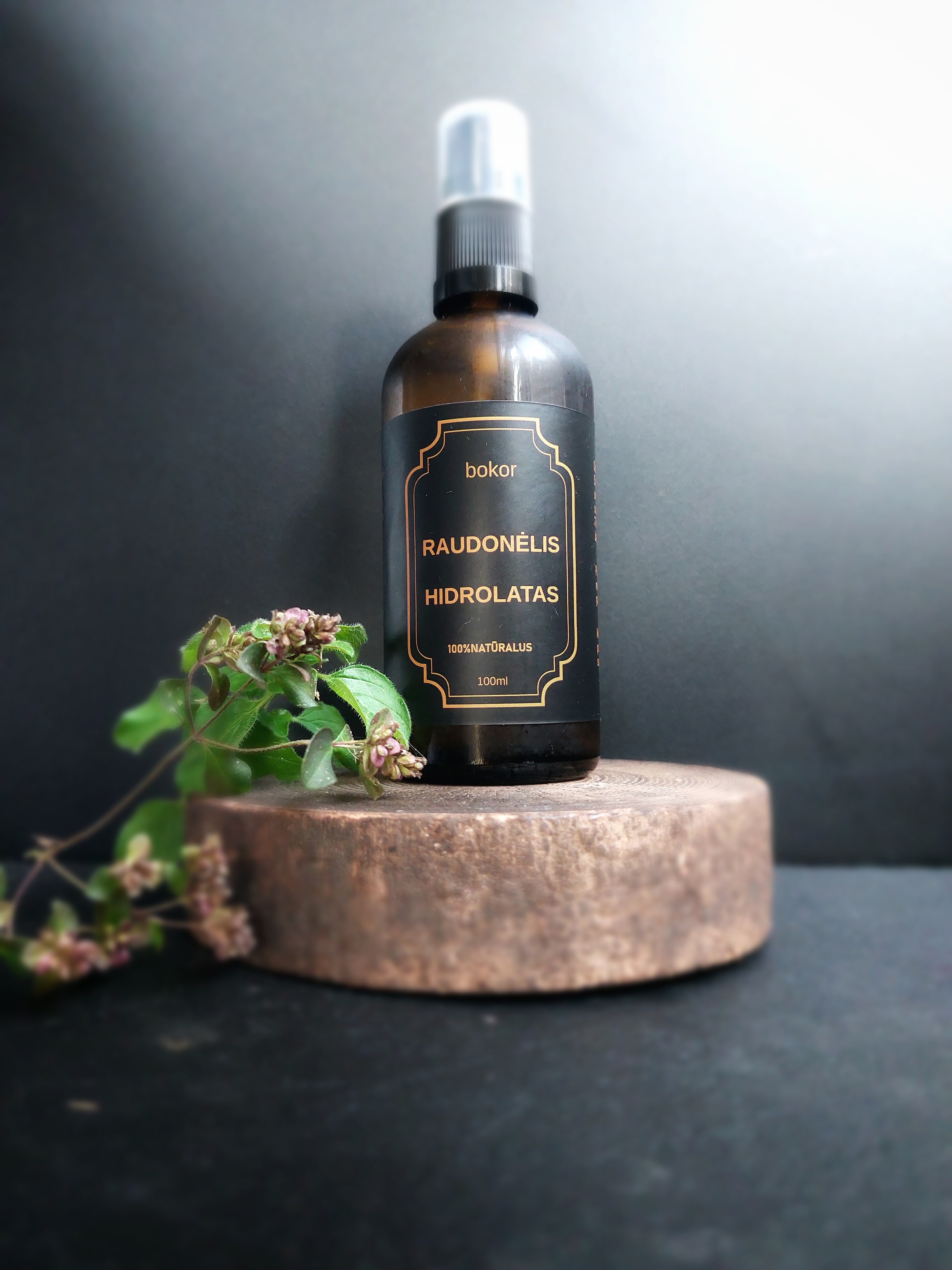 Raudonėlio hidrolatas