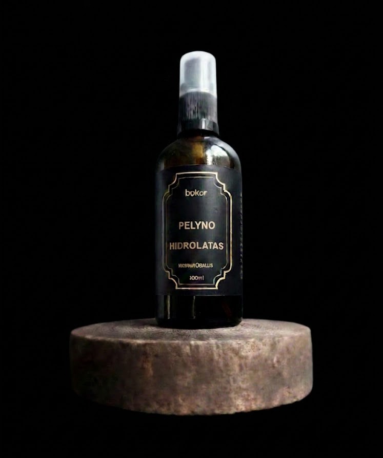 Pelyno hidrolatas