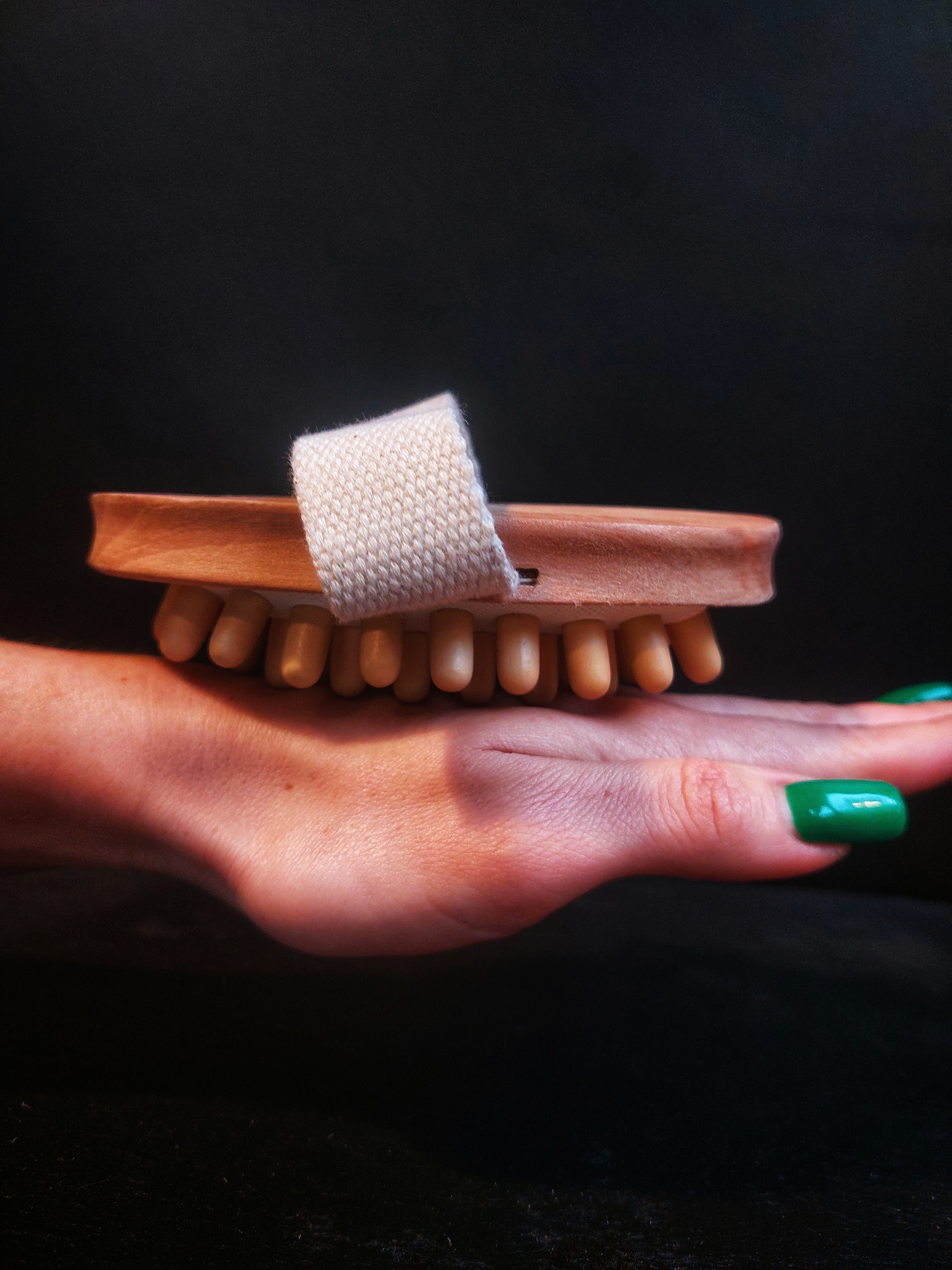 Medinis kūno masažuoklis