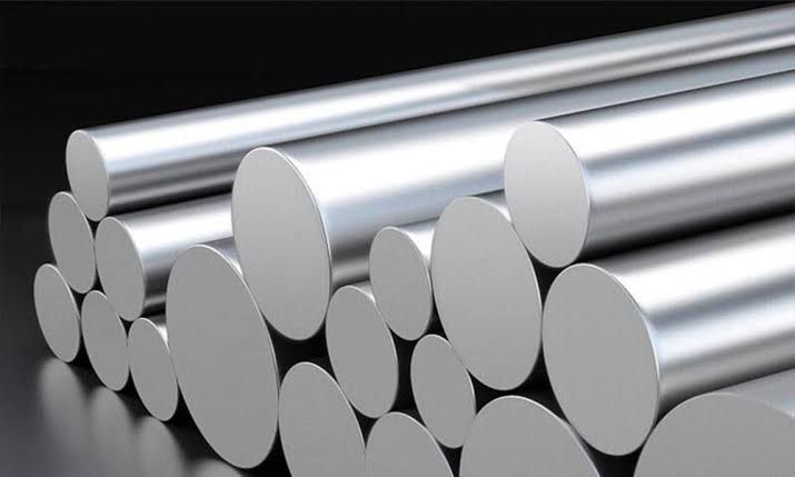 Stainless Steel Round Bars (Black & Bight)