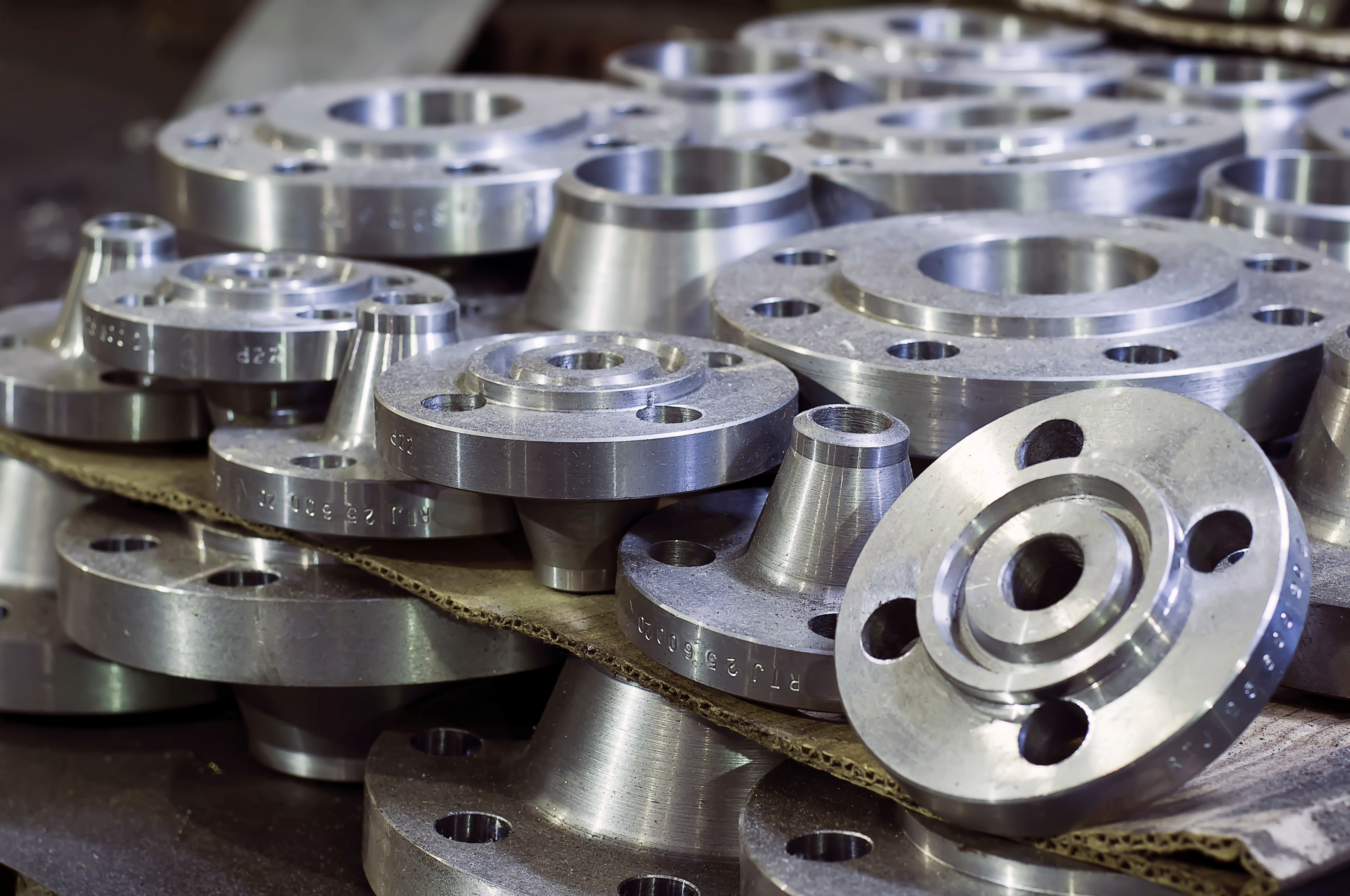 Weld Neck Flanges – Duplex & Super Duplex | Duplex Weld Neck Flanges Manufacturer, Supplier & Exporter in India | Maruti International