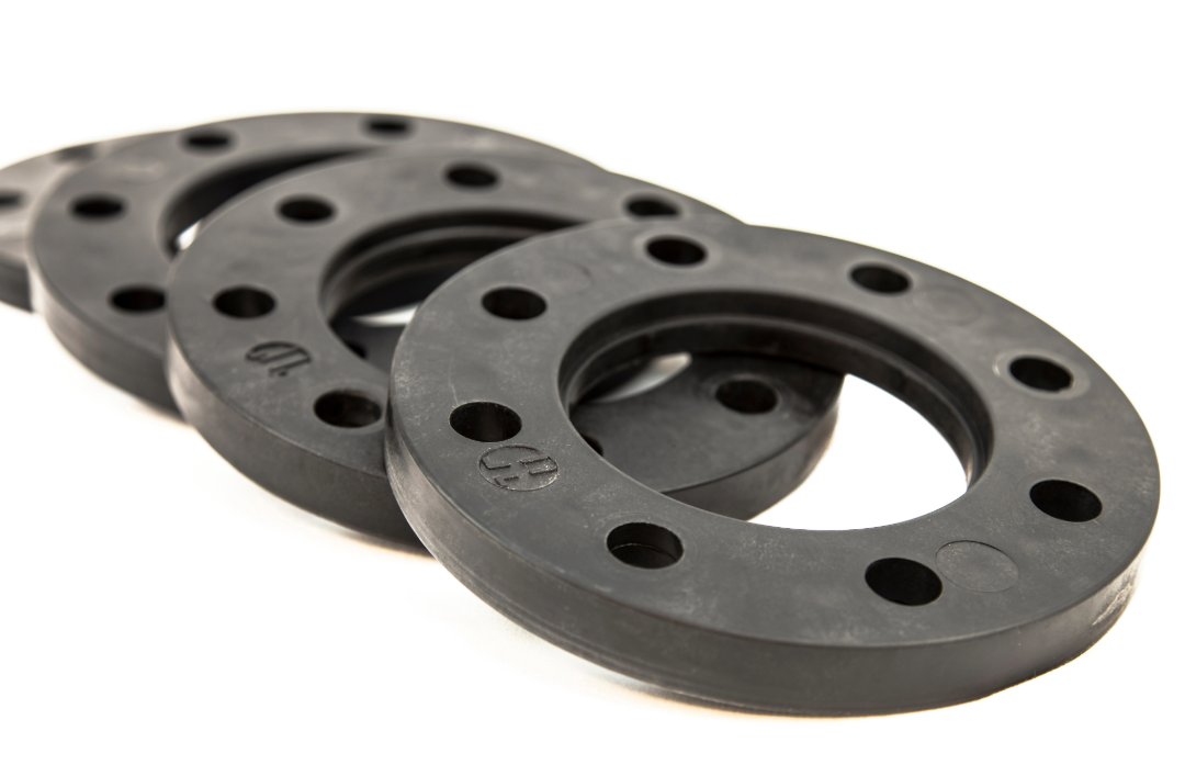 Lap Joint Flanges – Carbon Steel | Carbon Steel Lap Joint Flanges Manufacturer, Supplier & Exporter in India | Maruti International
