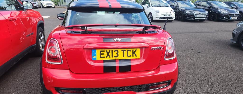 Red MINI Cooper Coupe 1.6 Cooper S Euro 5