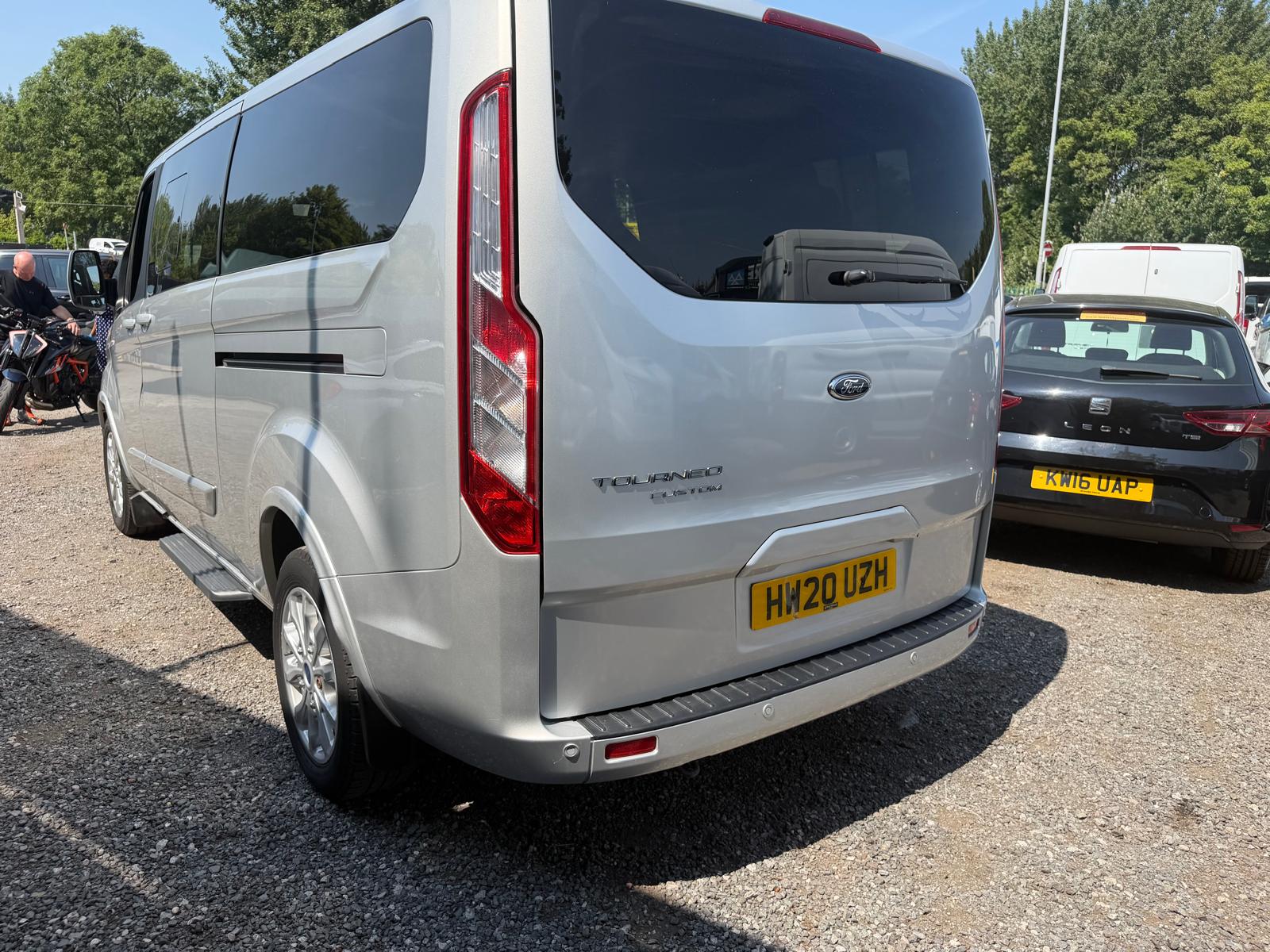 Ford Tourneo Custom 2.0