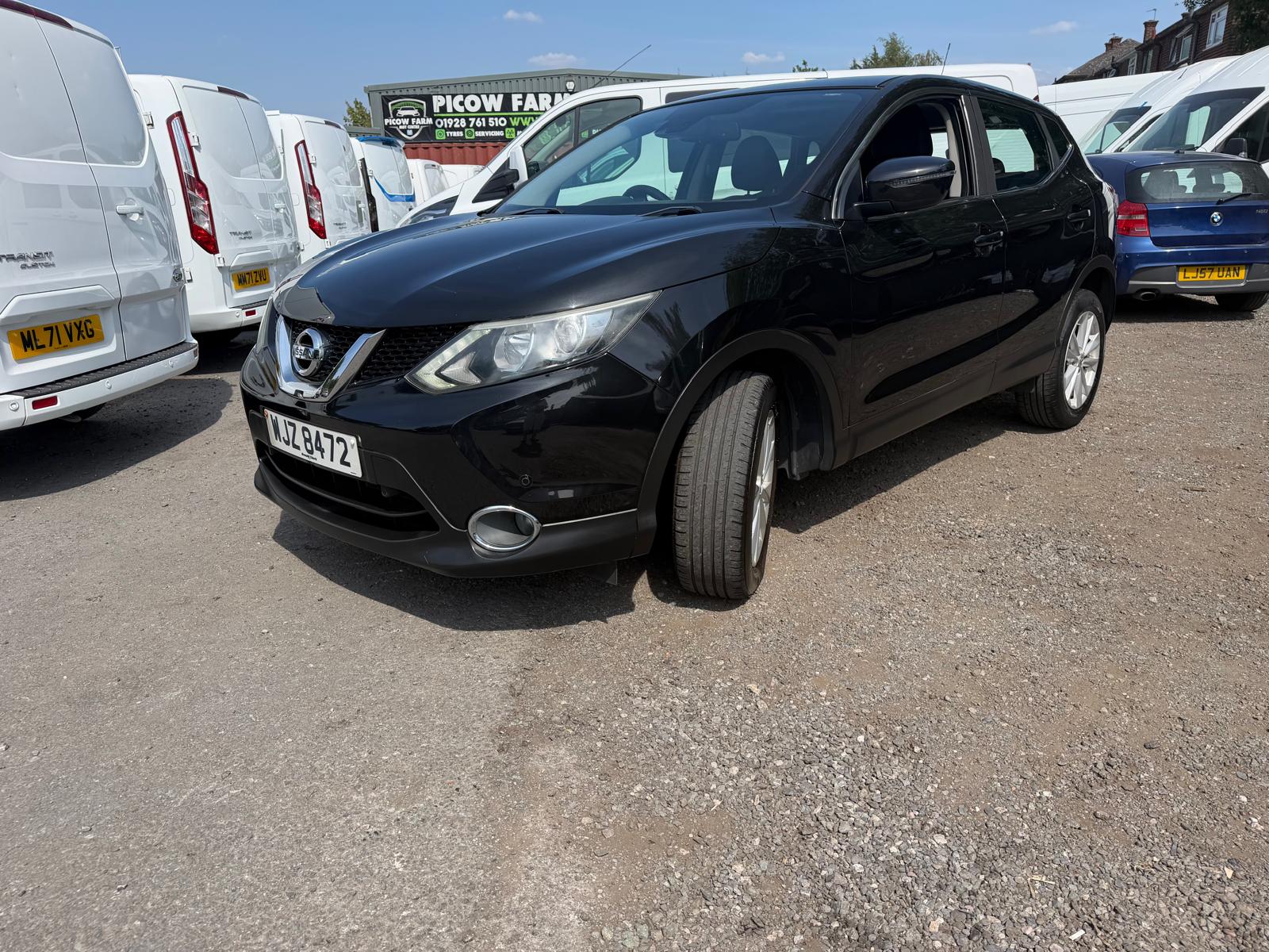 Nissan Qashqai Black