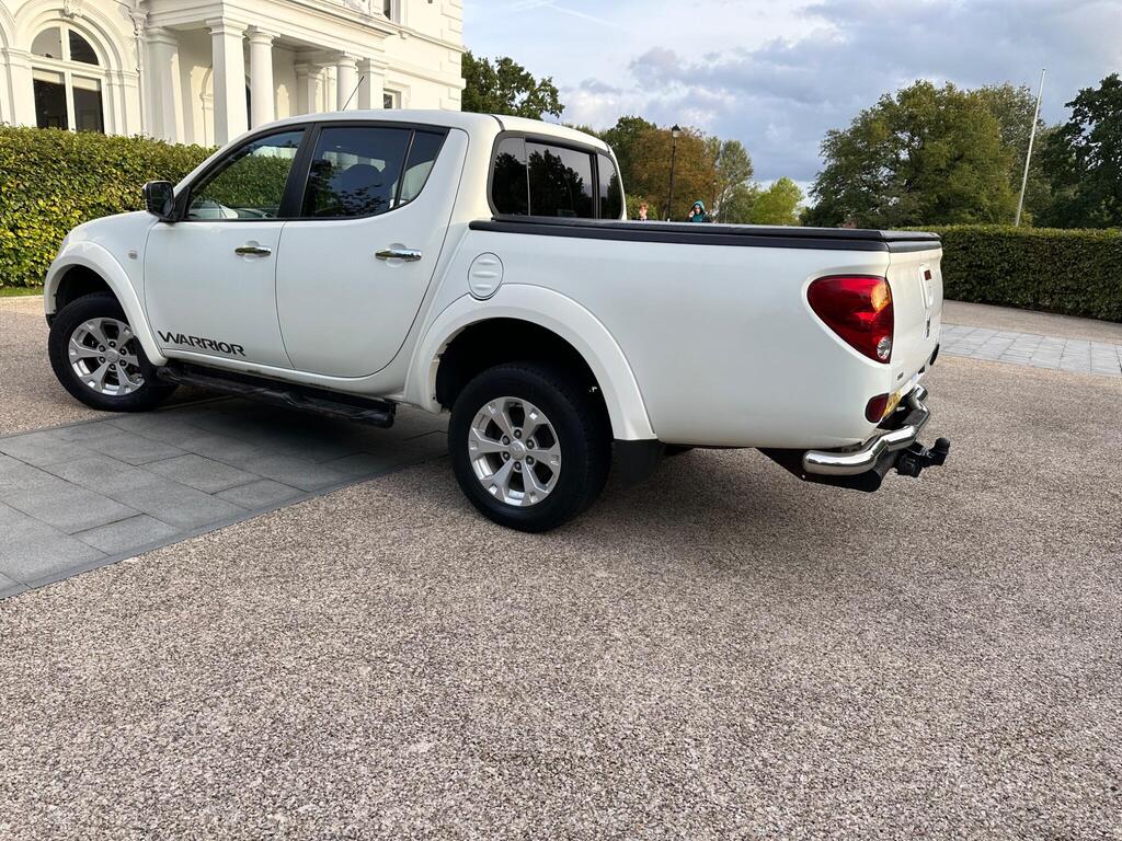 Mitsubishi L200 Double Cab Pickup