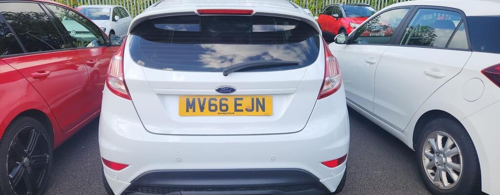 Ford Fiesta (2016) 1.0T EcoBoost ST-Line Euro 6 (s/s) 3dr