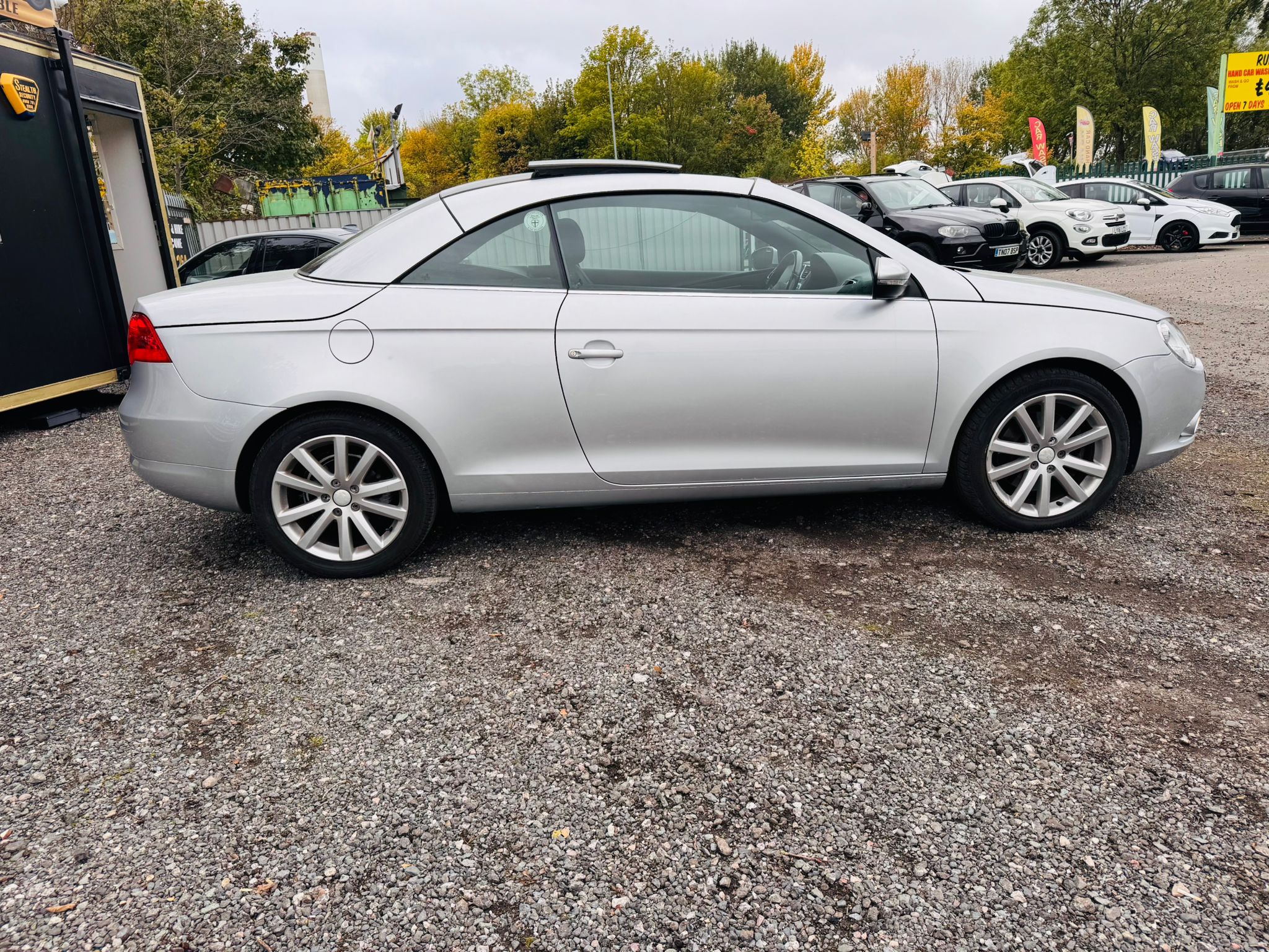 Volkswagen Eos  2.0 Convertible