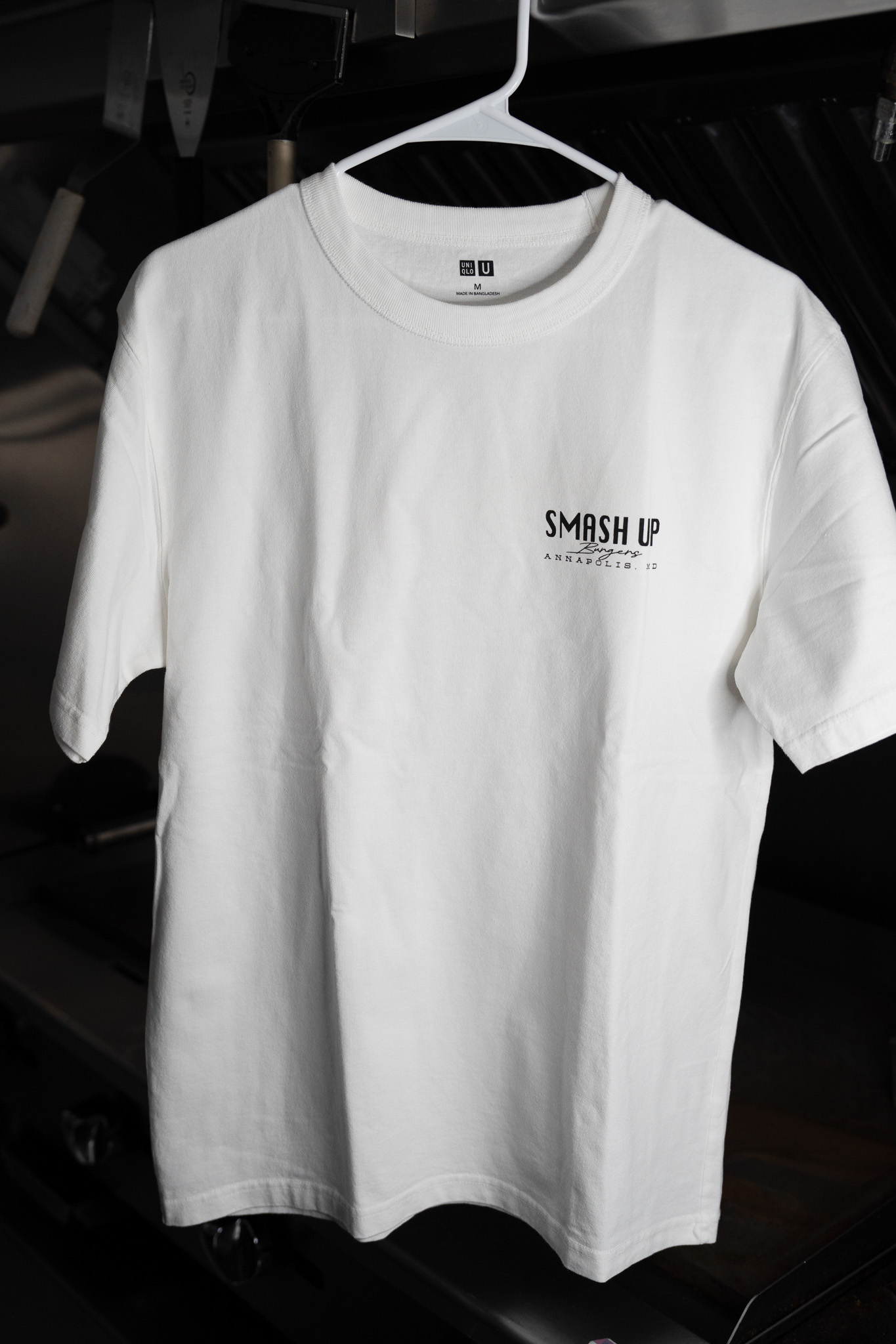 SMASH UP UNIQLO WHITE TEE