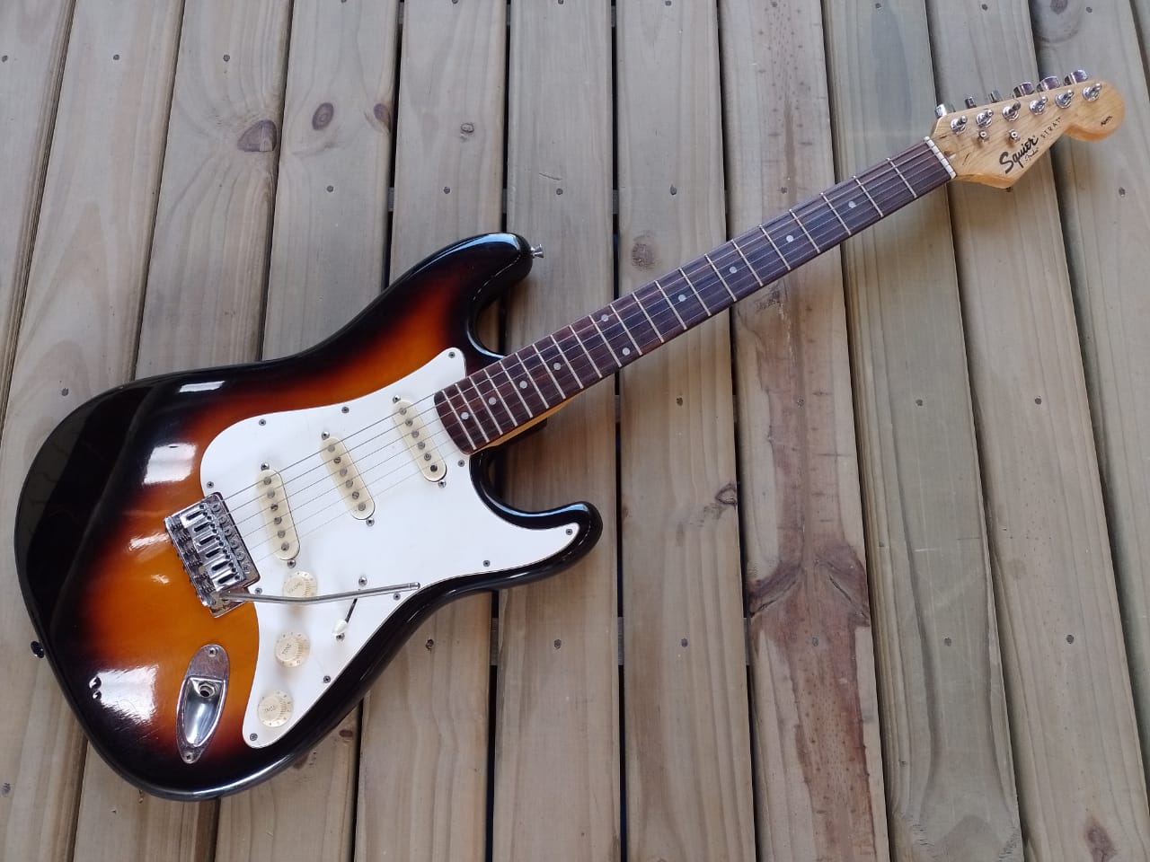 Guitarra Squier Stratocaster Affinity Series