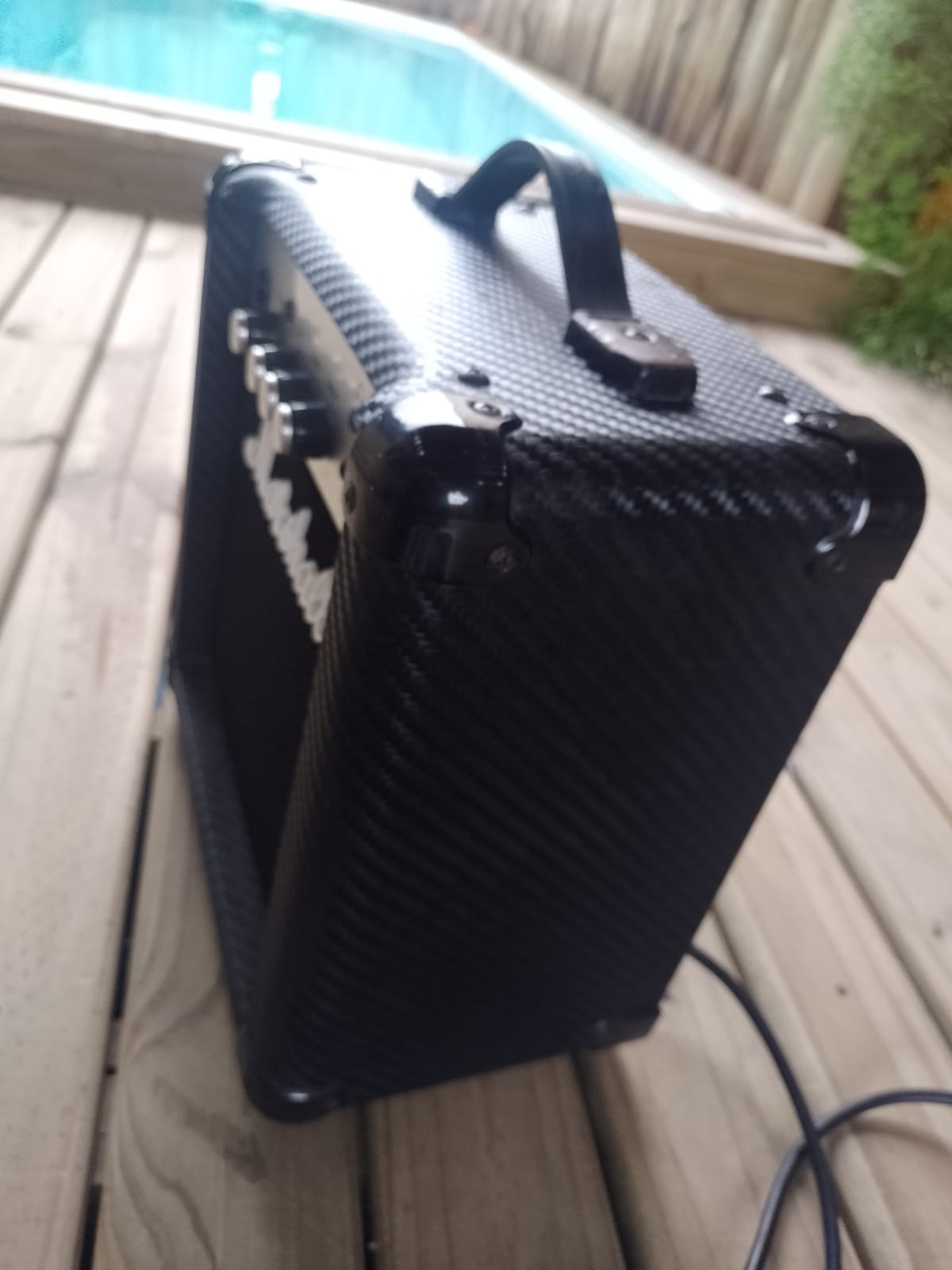 Amplificador Marshall MG10CF Carbon Fiber 24w