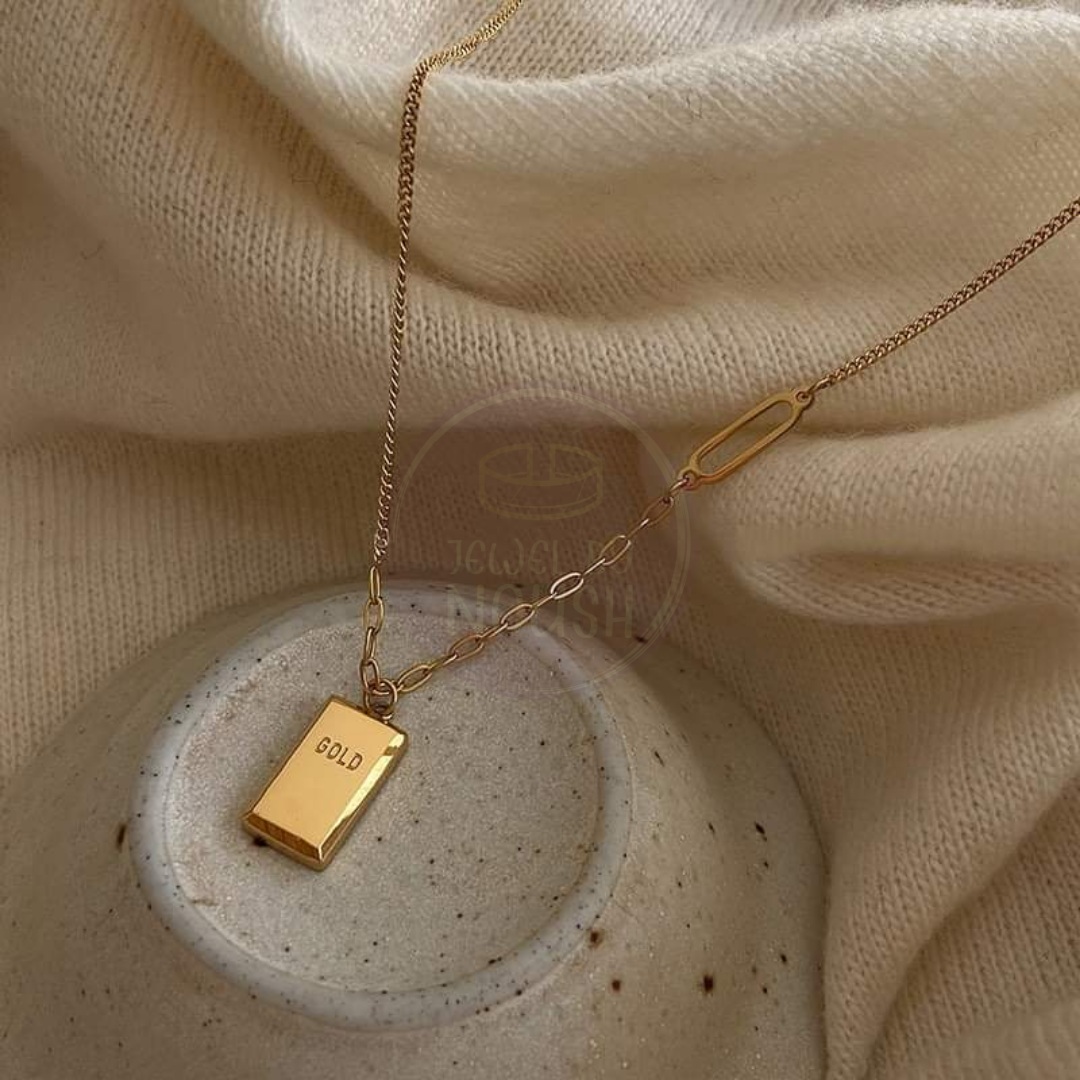 Gold Bar Pendant Necklace