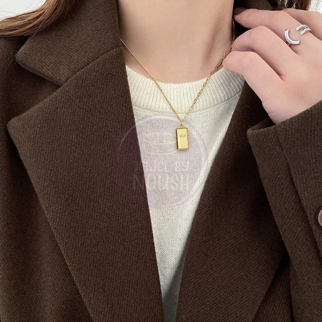 Gold Bar Pendant Necklace