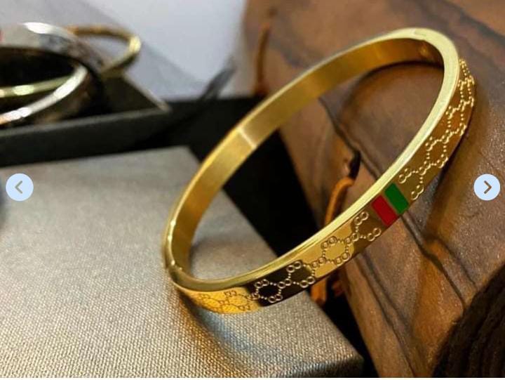 Italian Elegance: Tri-Color Gold Bracelet