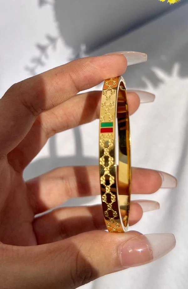 Italian Elegance: Tri-Color Gold Bracelet