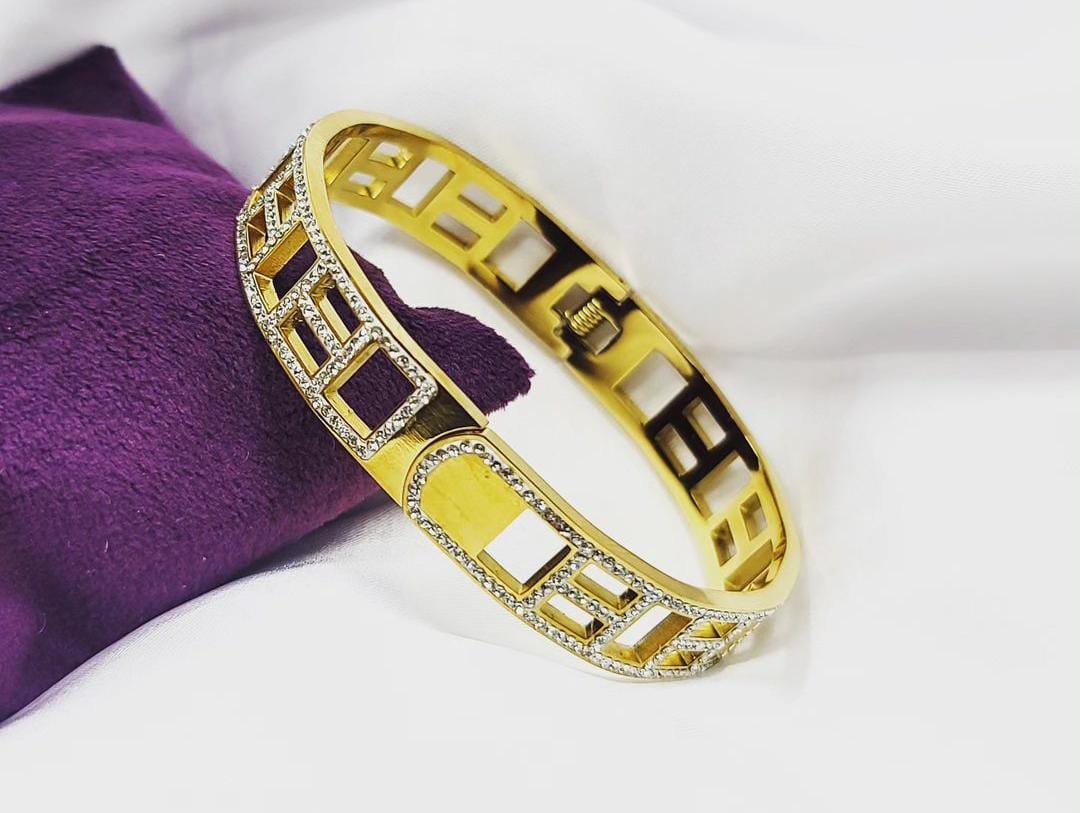 Geometric Elegance Bracelet
