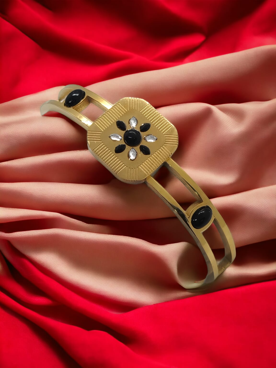 Enchanted Garden Gold-Tone Bangle