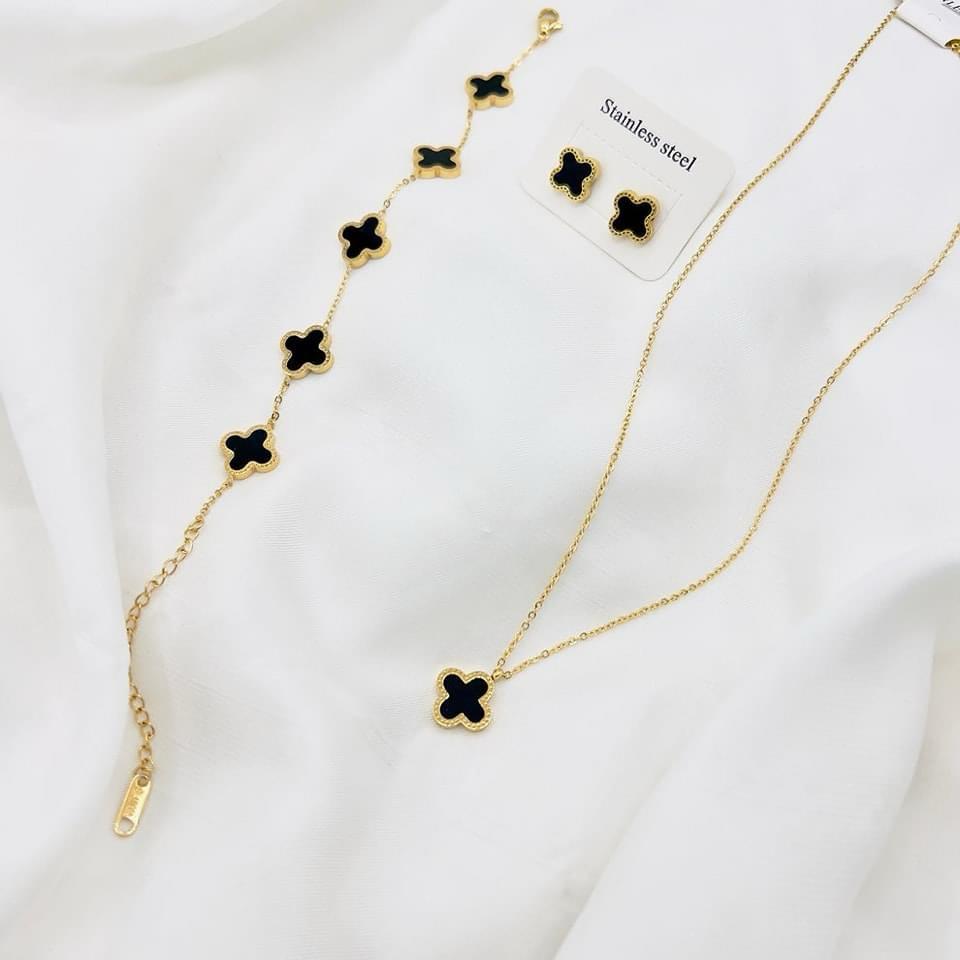Clover Charm Elegance Set (3 PC)