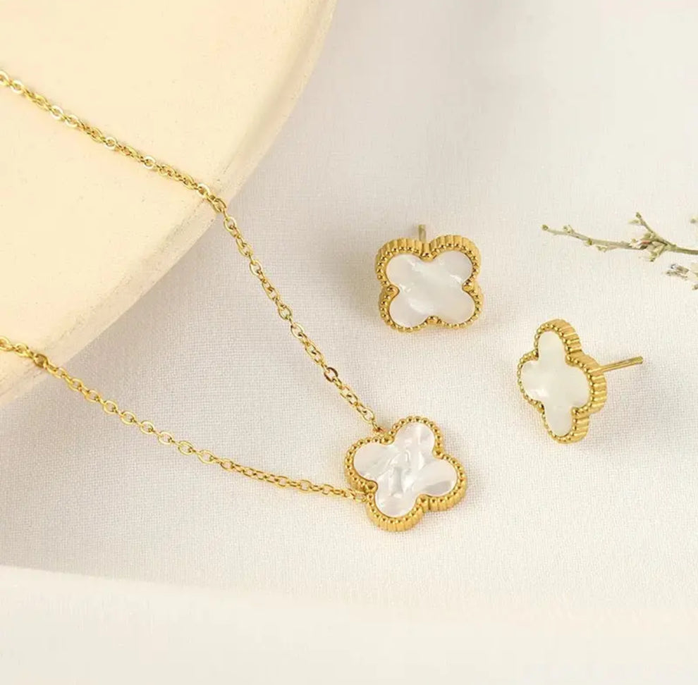 Clover Charm Jewelry Set