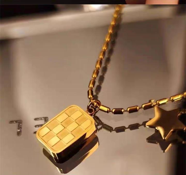 Gold Waffle Grid & Star Charm Necklace
