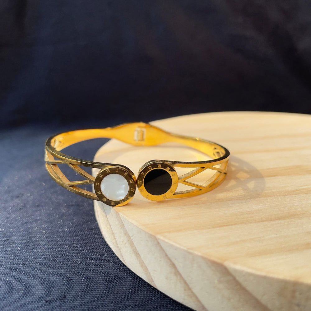 Double Roman Black and White Bracelet